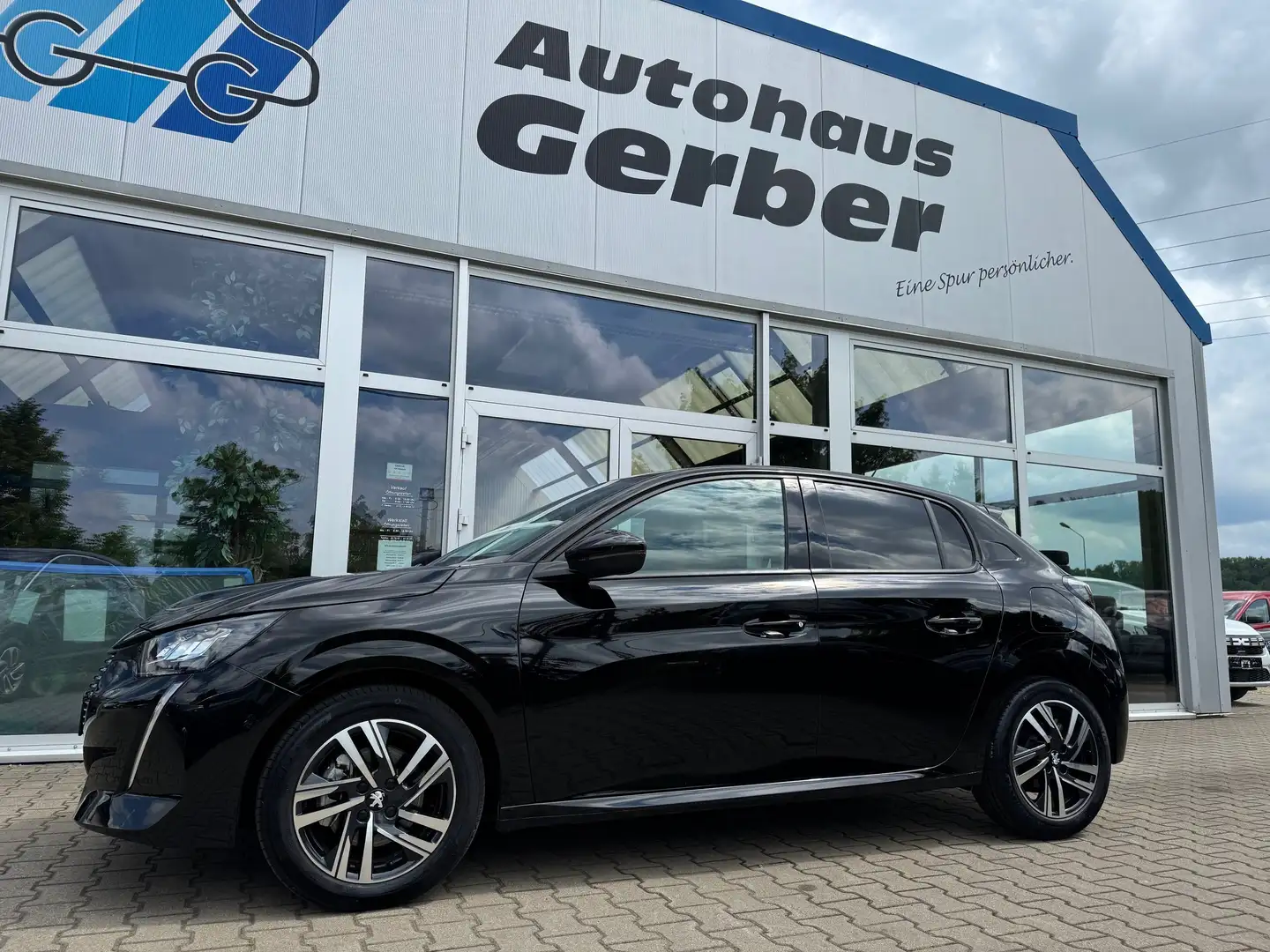 Peugeot 208 PureTech 100 Allure Pack LED SHZ TOP Zustand Schwarz - 1