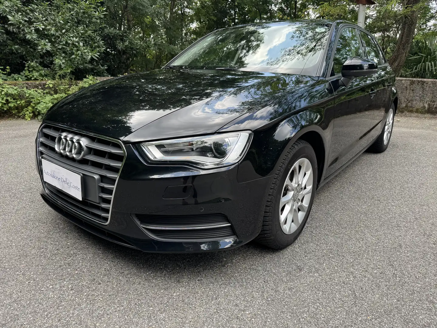 Audi A3 Sportback 1.6 tdi Business 110cv Euro 6B Nero - 2