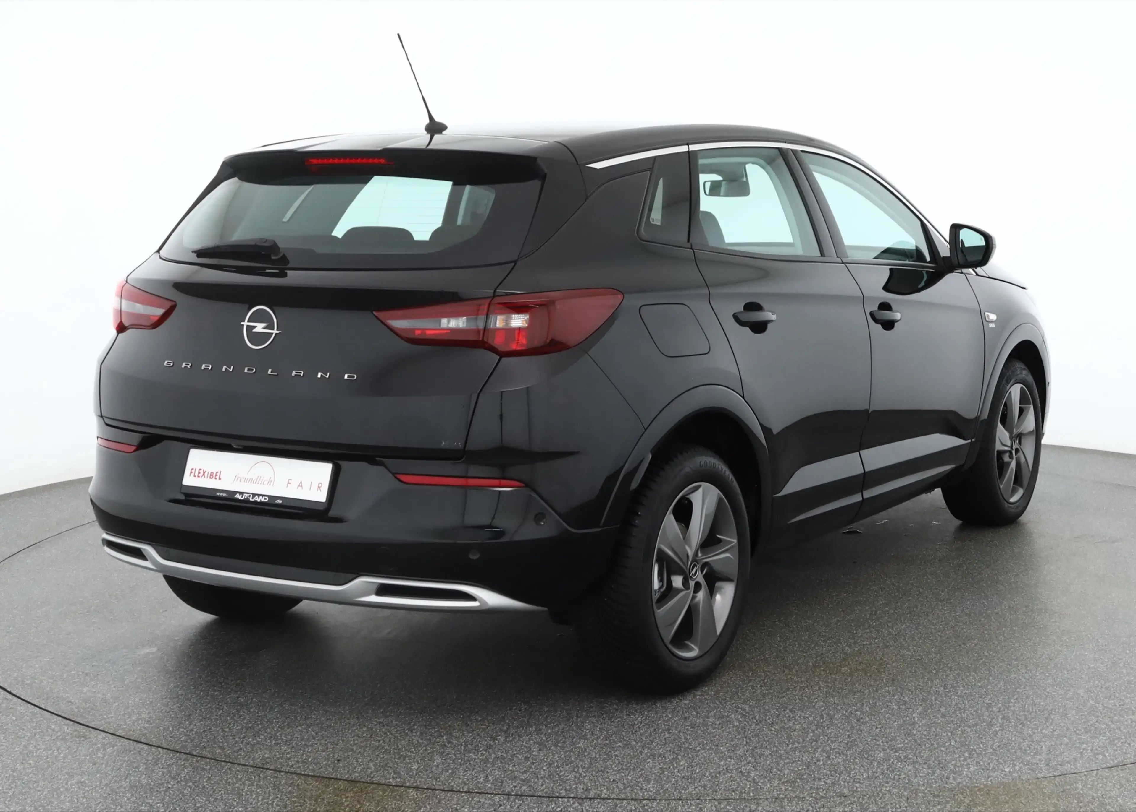 Opel Grandland (X) 1.2 Turbo Aut. Enjoy LED Kamera — photo 5