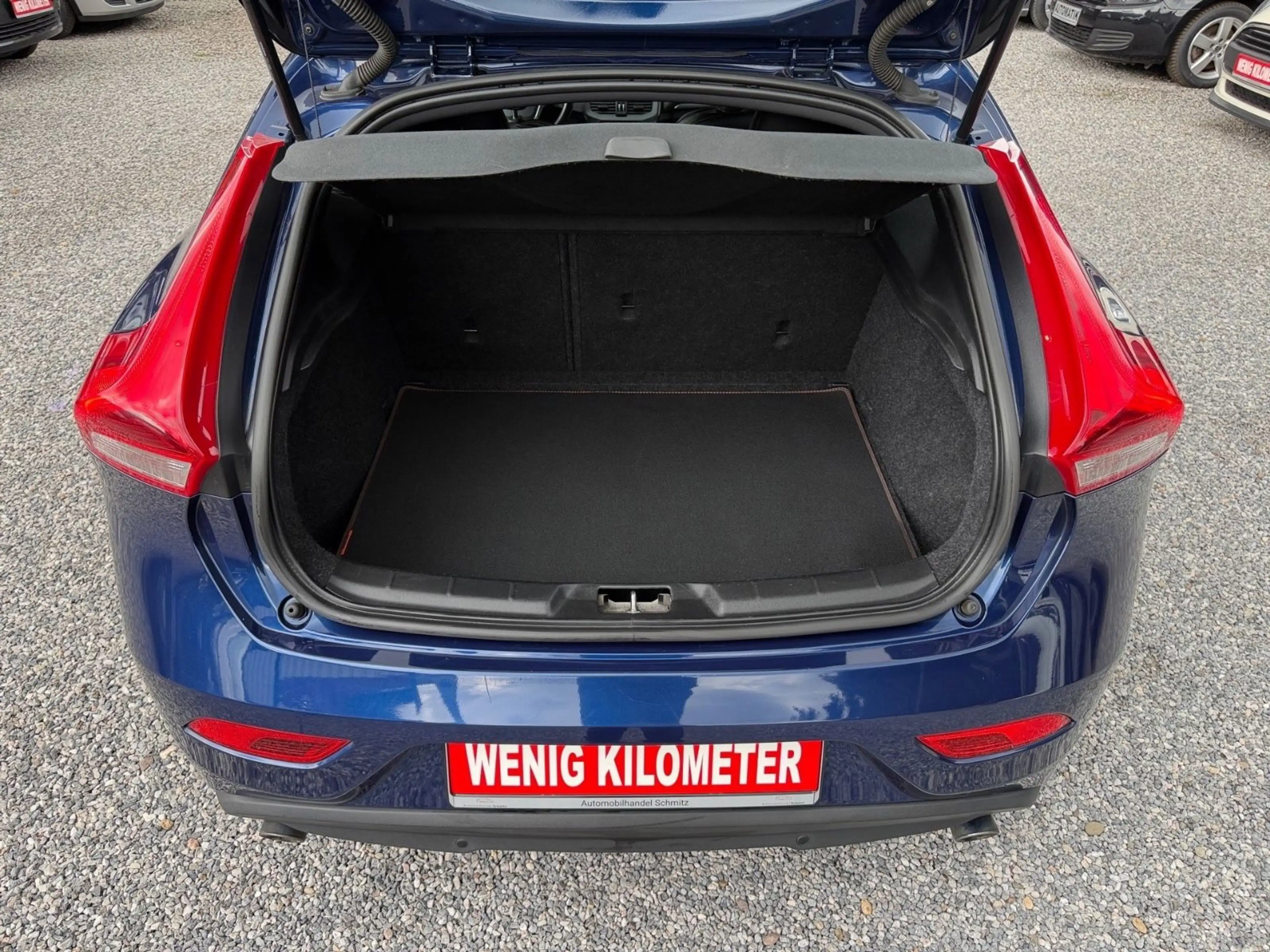 Volvo V40 1.6 T3 Ocean Race Xenon Leder Kamera — photo 11