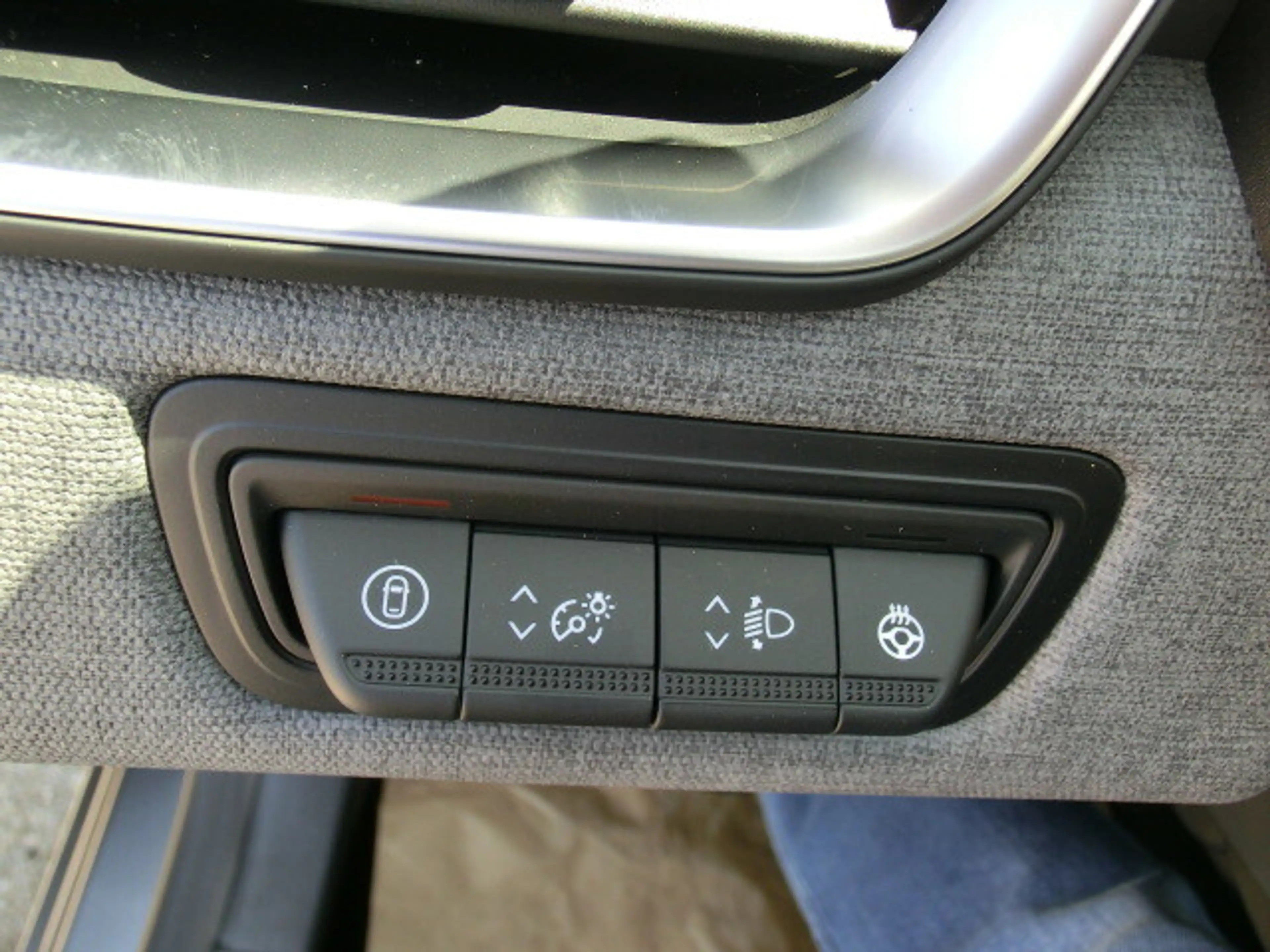 Mitsubishi Colt 1,0 MPI-T Invite — photo 11