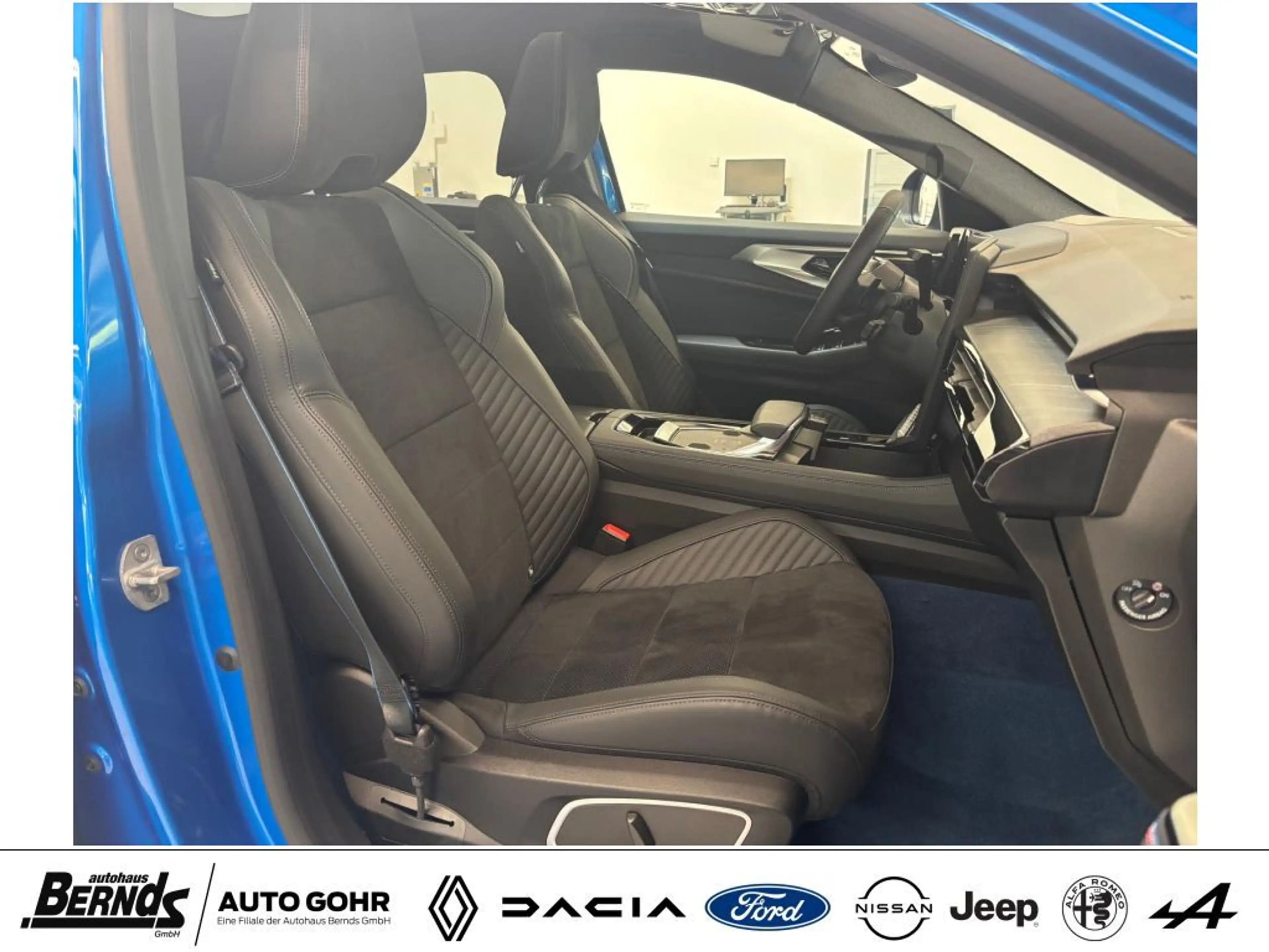 Renault Rafale E Hyper P. Hyb. 300 4x4 Esprit Alpine HeadUp Pano — photo 3