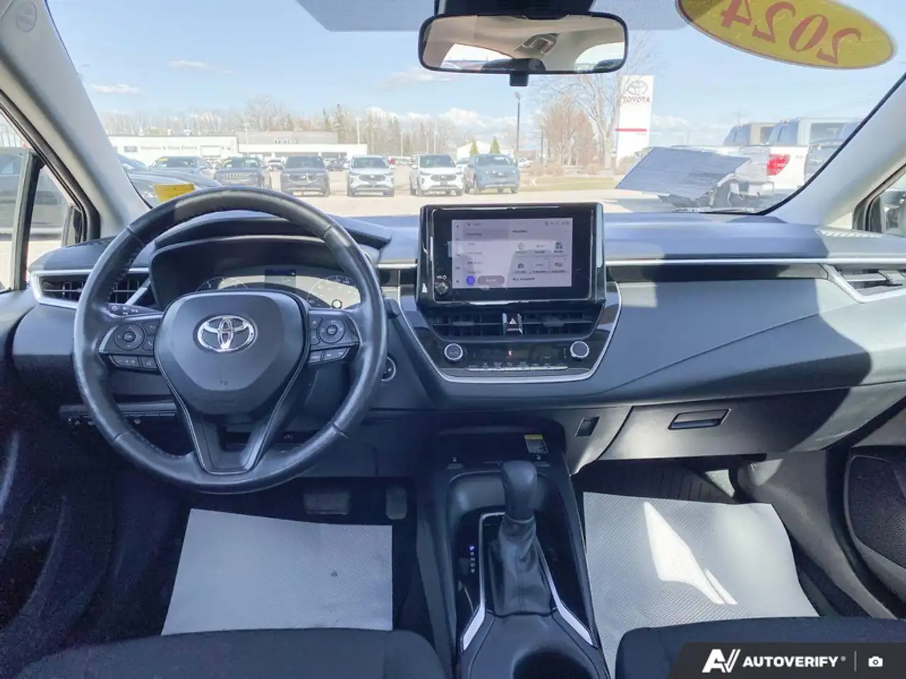 Toyota Corolla снимка Toyota Corolla