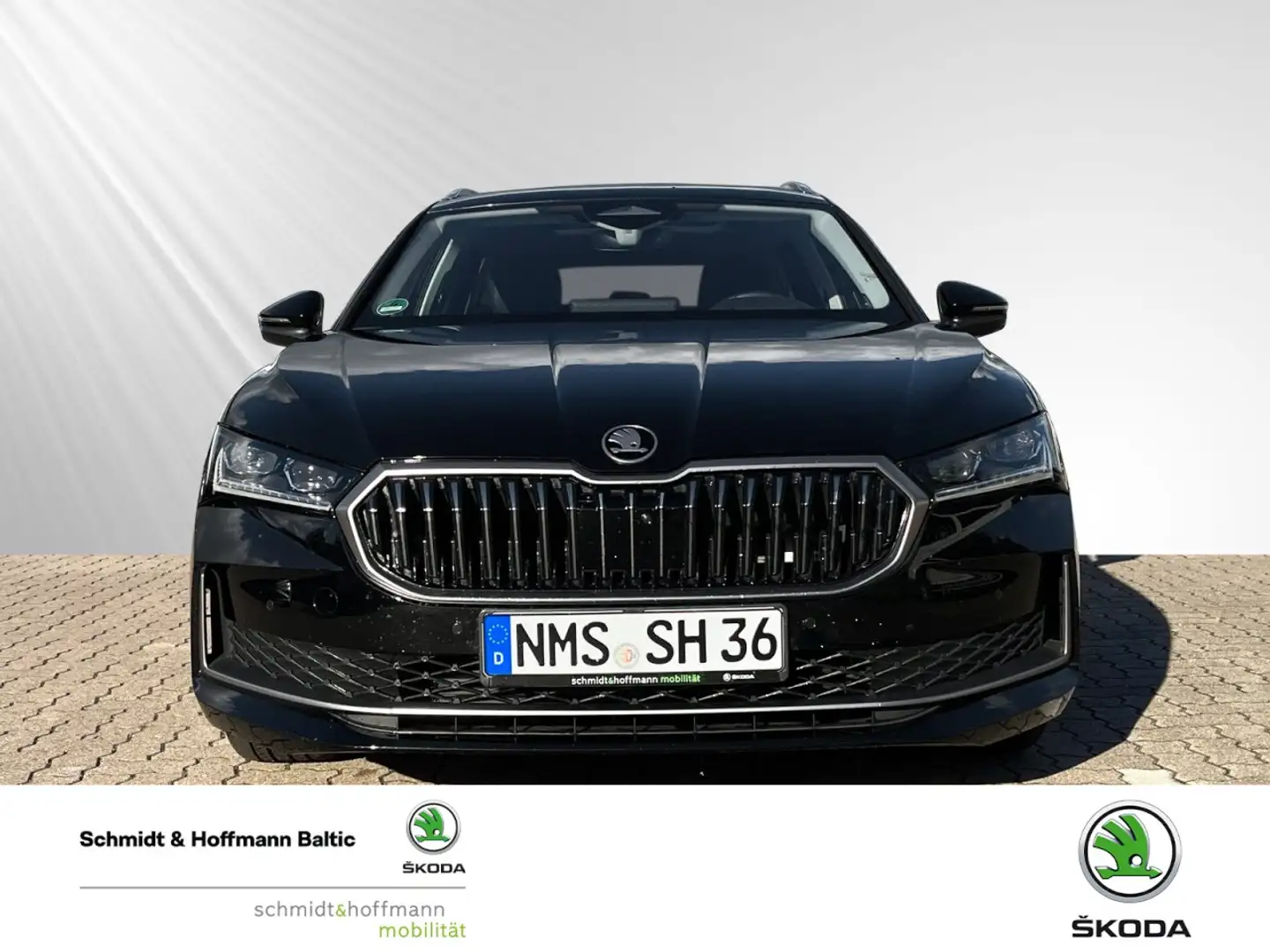 Skoda Superb Combi 2.0 TDI L&K Klima Navi Leder Rückfahrkamera Noir - 2