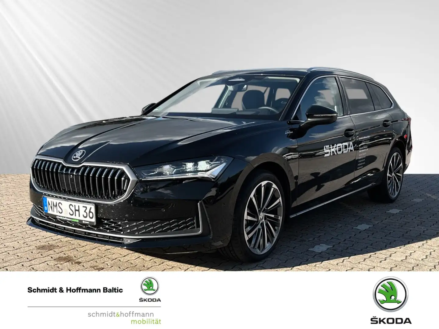 Skoda Superb Combi 2.0 TDI L&K Klima Navi Leder Rückfahrkamera Noir - 1