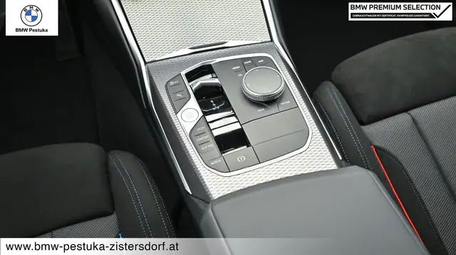BMW 3 Series view 13