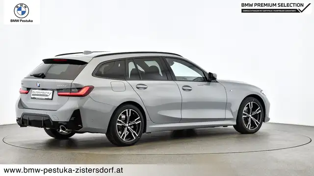 BMW 3 Series view 4