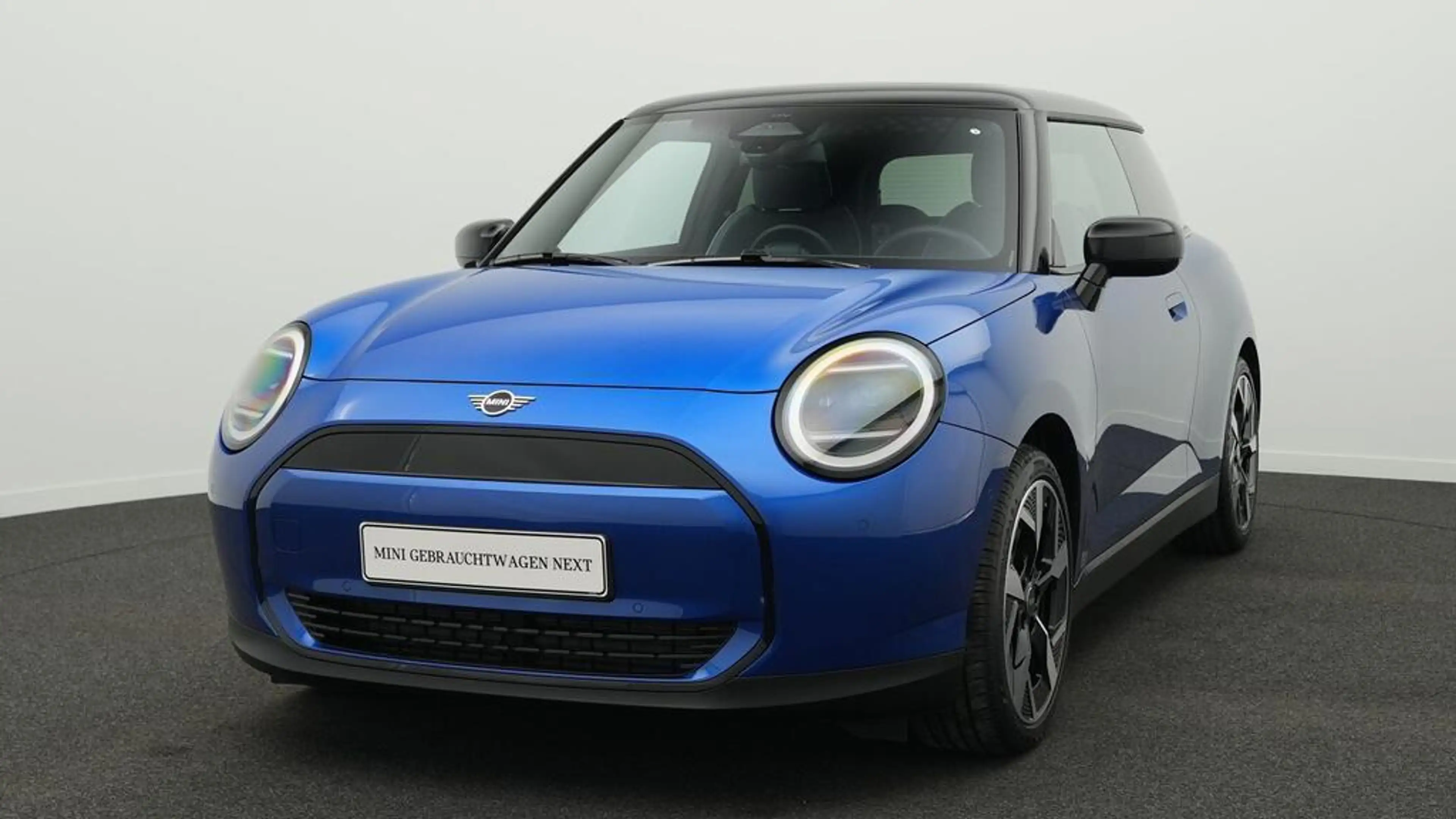 MINI Cooper E Classic Trim