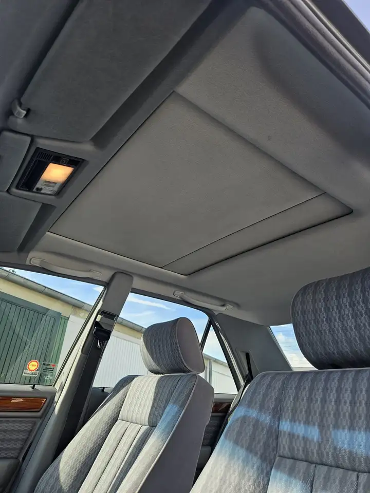 Mercedes-Benz 200, foto 11