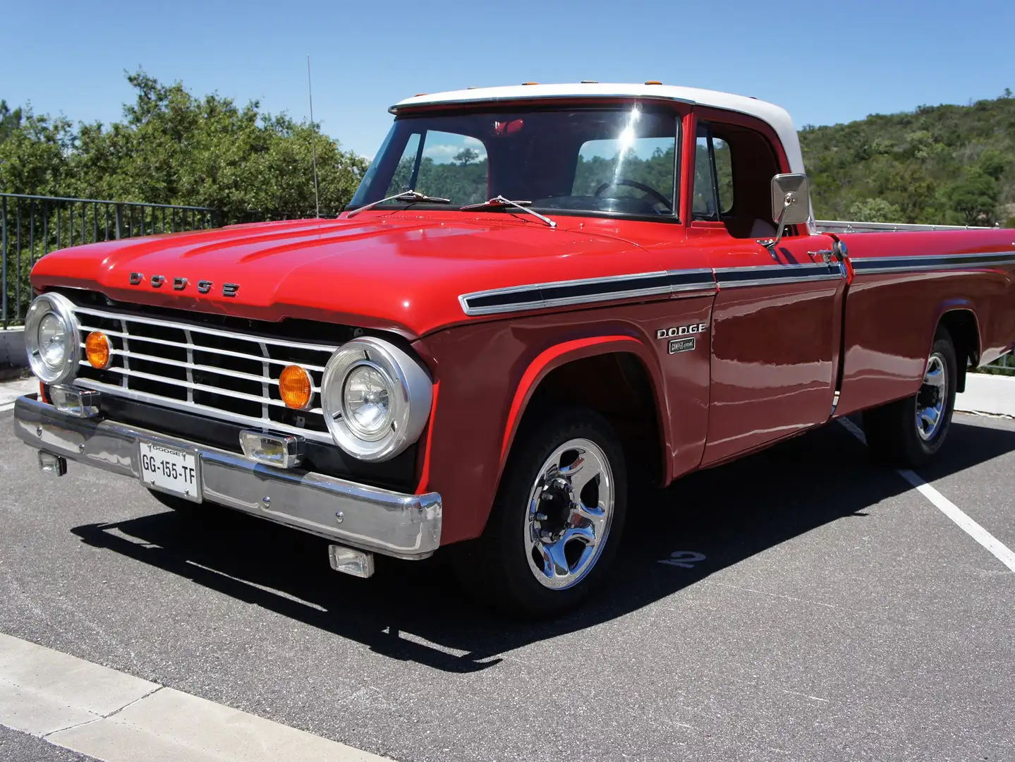 Dodge D200 V8 6.3 PICK-UP 1967 ENTIEREMENT RESTAURE Красный - 2