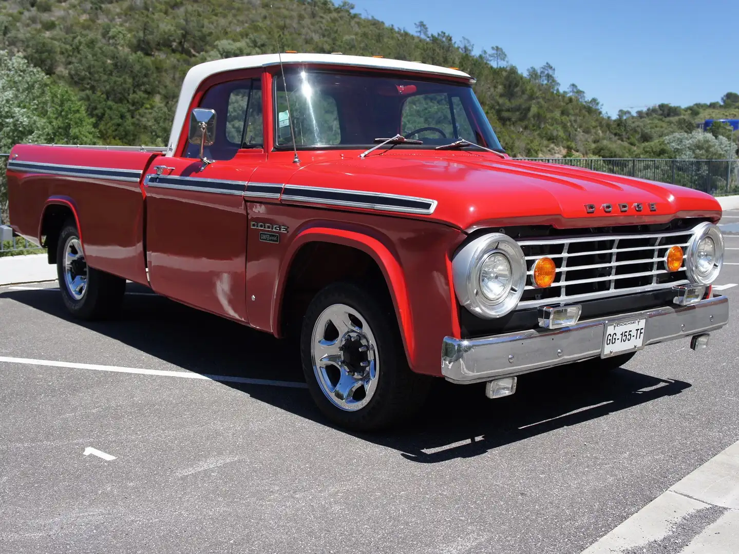 Dodge D200 V8 6.3 PICK-UP 1967 ENTIEREMENT RESTAURE Красный - 1