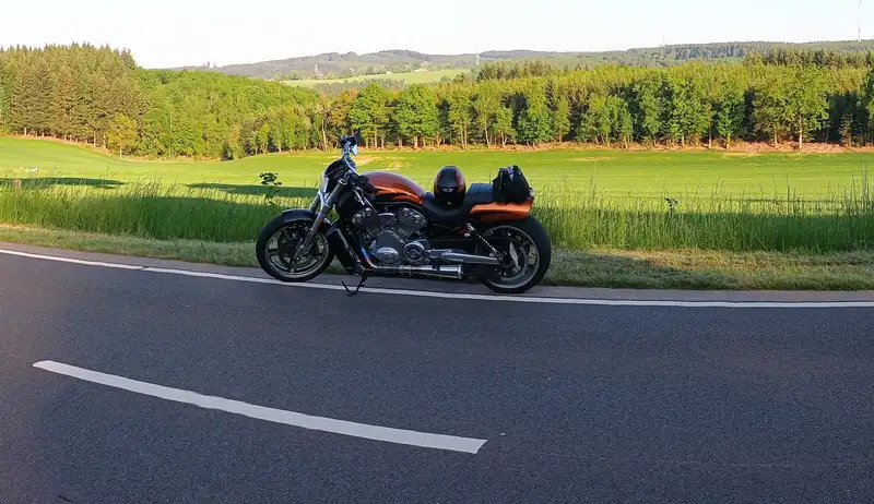 Harley-Davidson VRSC V-Rod - foto 2