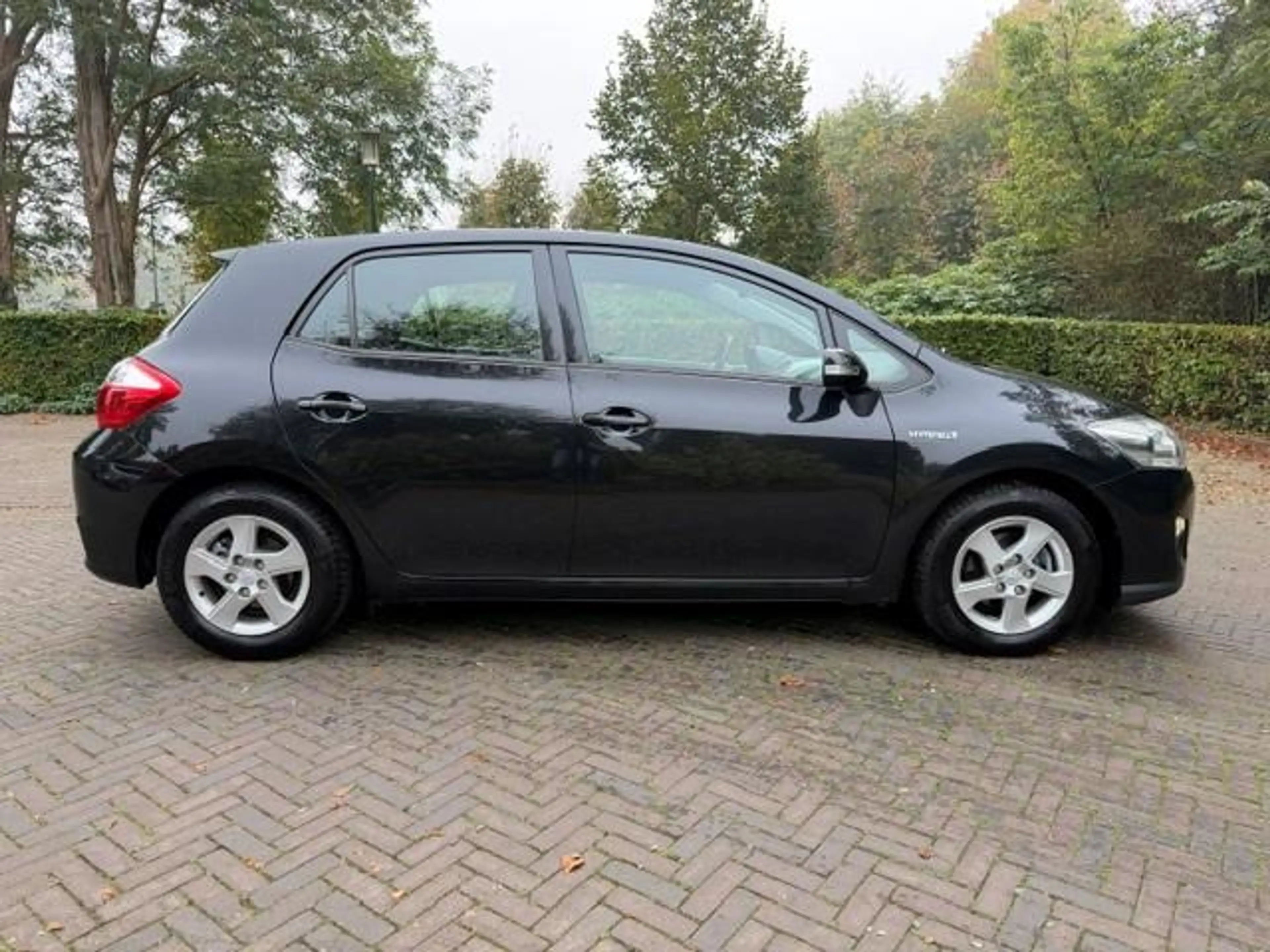 Toyota Auris 1.8 Full Hybrid Aspiration/Trekhaak/Navi/Clima/APK — photo 21