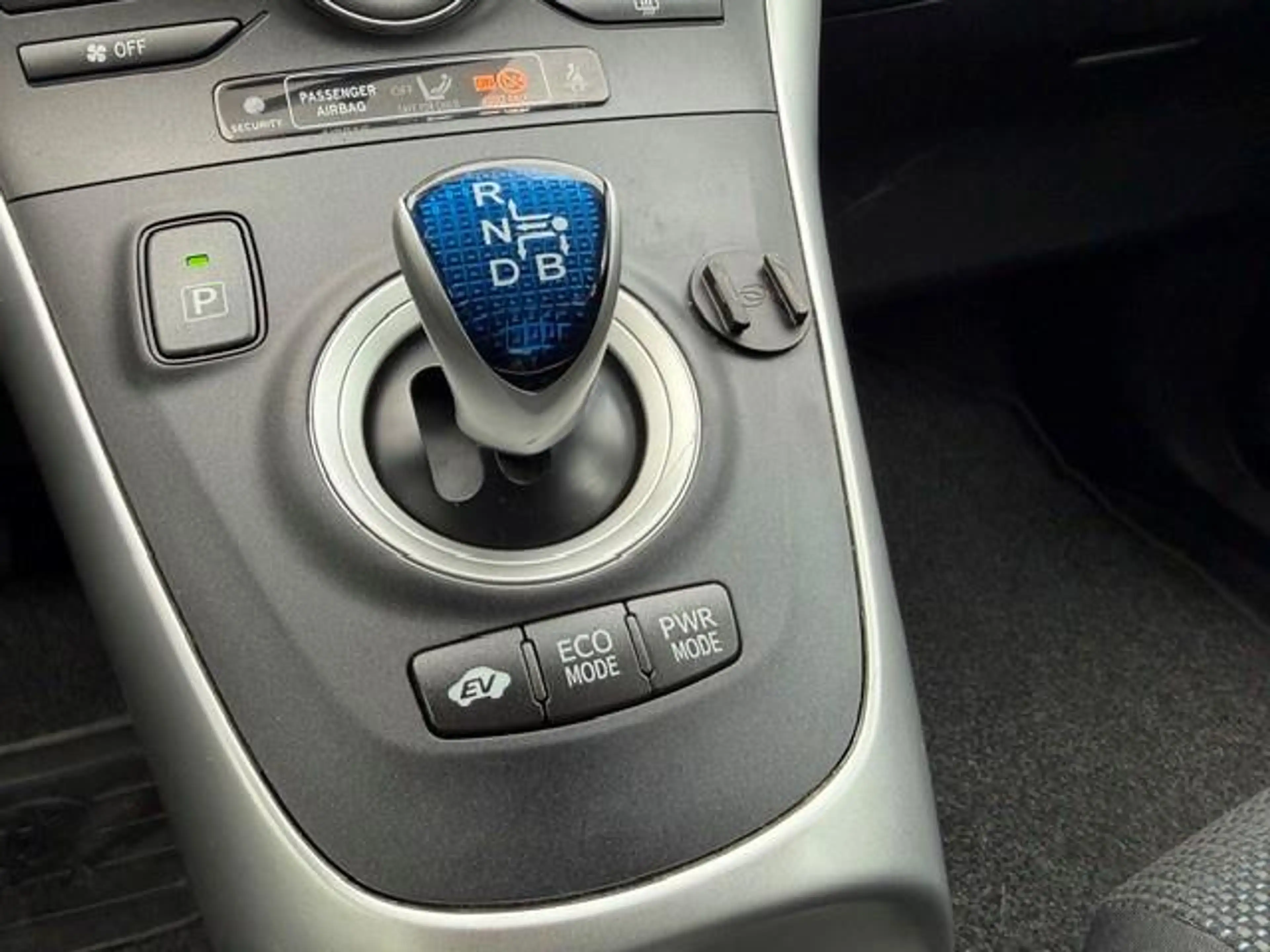 Toyota Auris 1.8 Full Hybrid Aspiration/Trekhaak/Navi/Clima/APK — photo 13