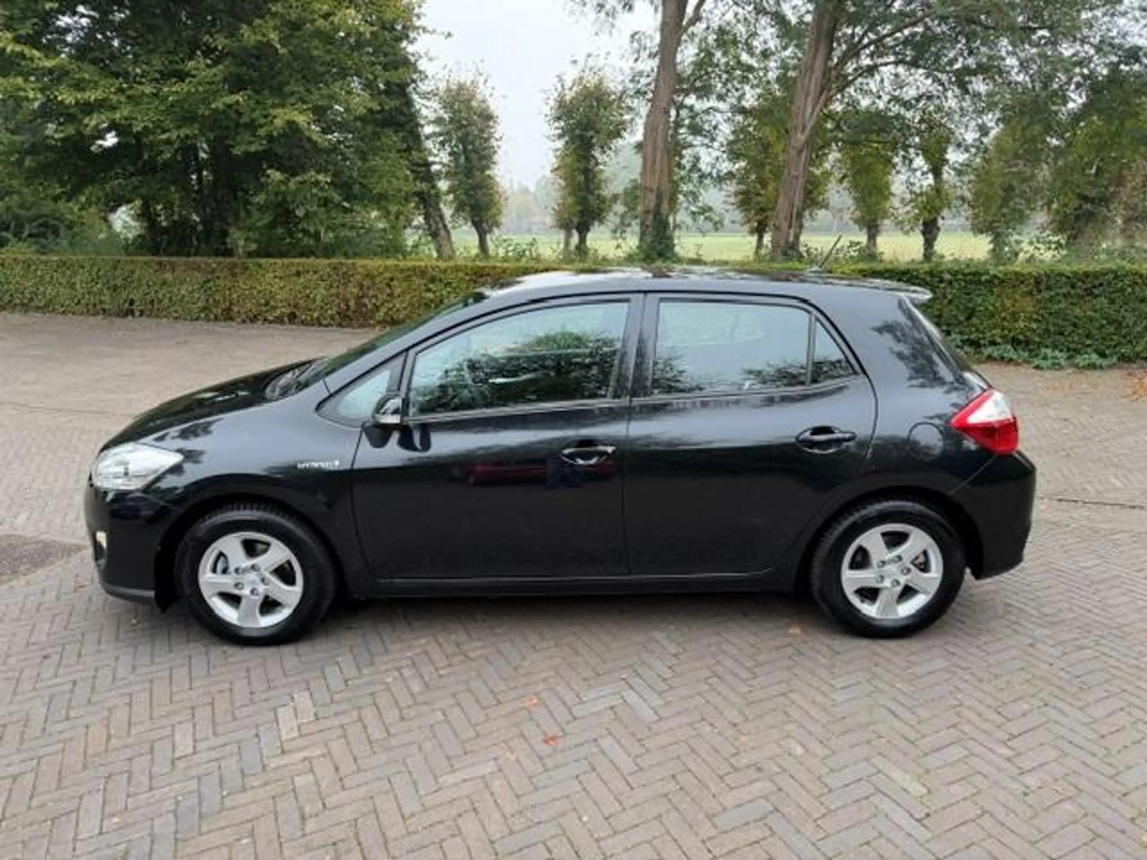 Toyota Auris 1.8 Full Hybrid Aspiration/Trekhaak/Navi/Clima/APK — photo 3