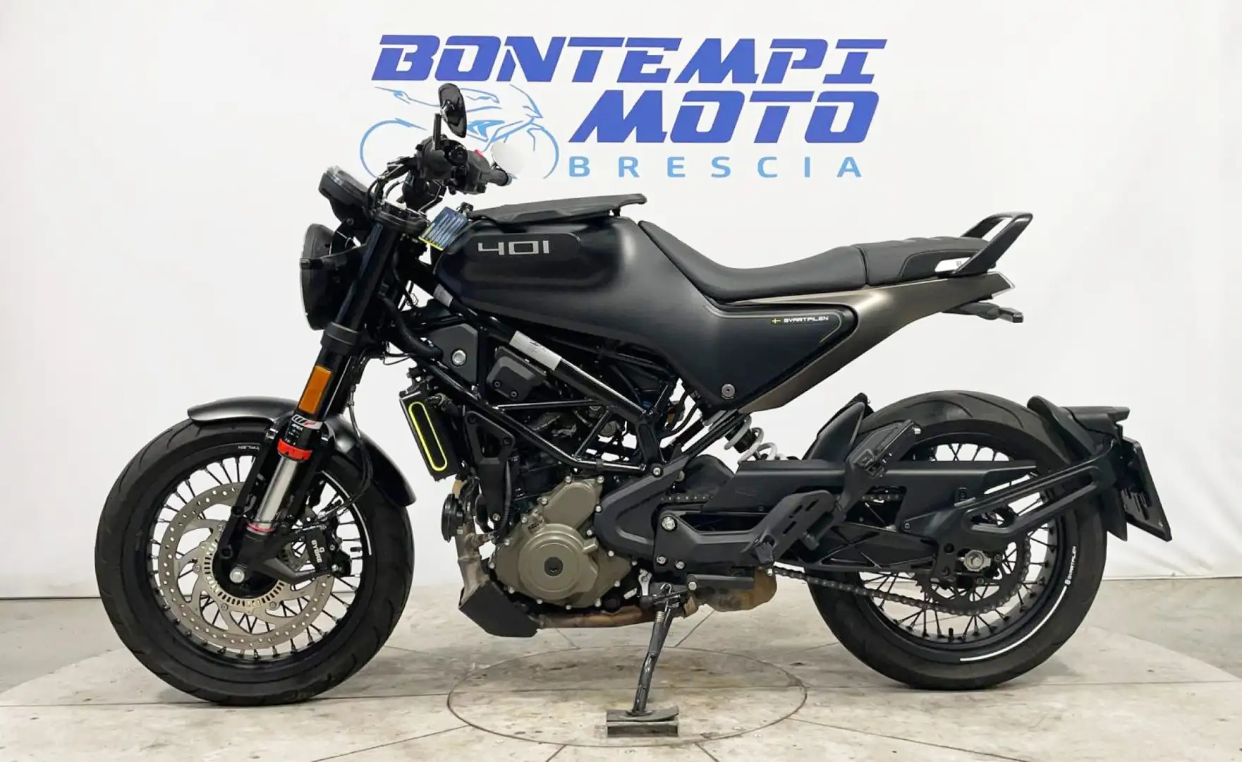 Husqvarna Svartpilen 401 2022 - PAT A2 Nero - 2