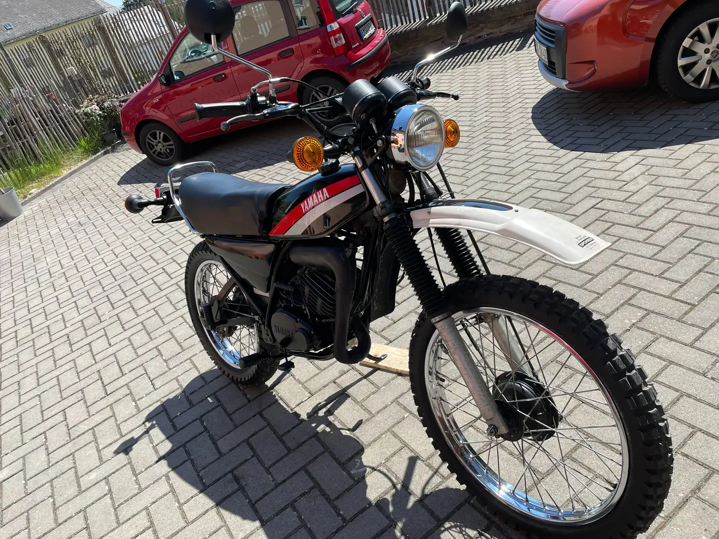 Yamaha DT 175 MX Schwarz - 2