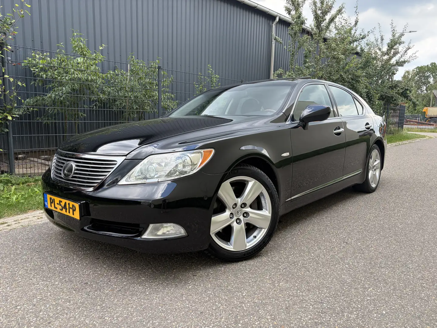 Lexus LS 460 President / AUTOMAAT / SCHUIFDAK / YOUNGTIMER / RO Schwarz - 1