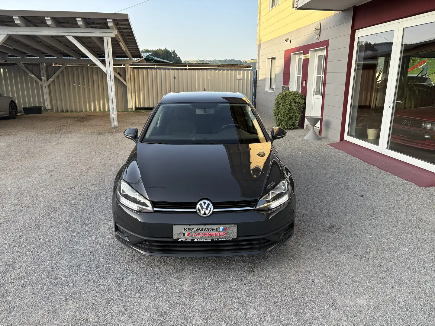Volkswagen Golf Golf 1,6 TDI 1.BESITZ Gris - 2