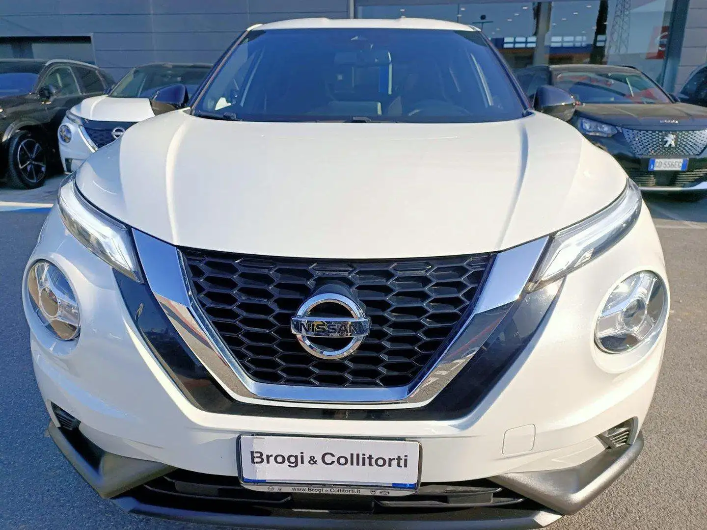 Nissan Juke 1.0 DIG-T 117cv N-Connecta Beyaz - 2
