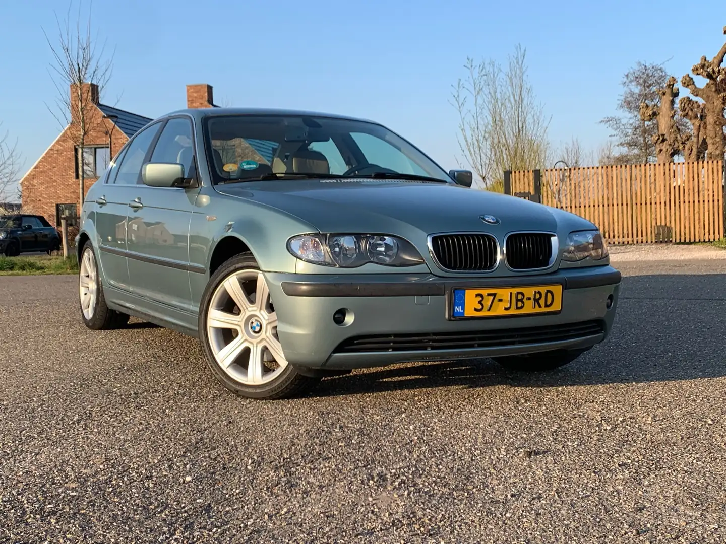 BMW 325 325i - 1