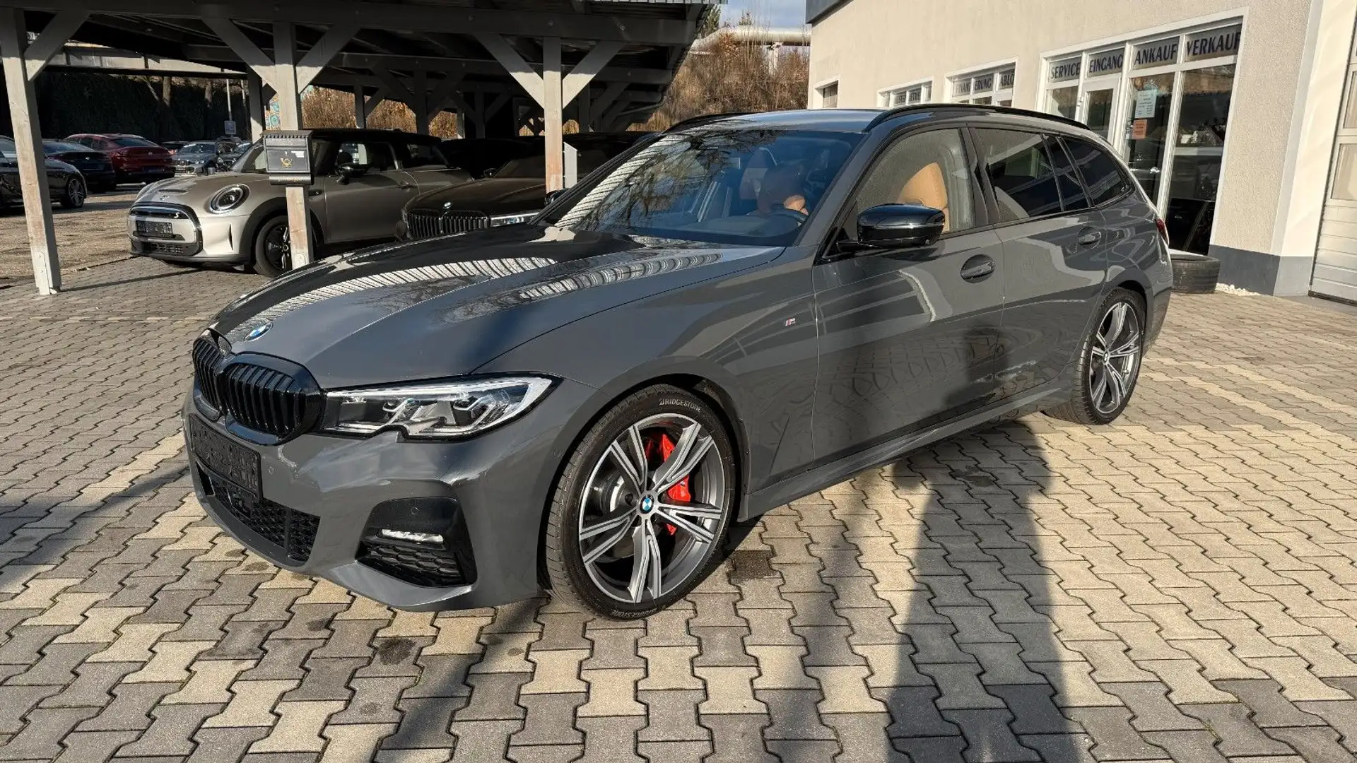 BMW 318 i M Sport Laser Head Up H&K 19 Zoll 360 Autom Grau - 2
