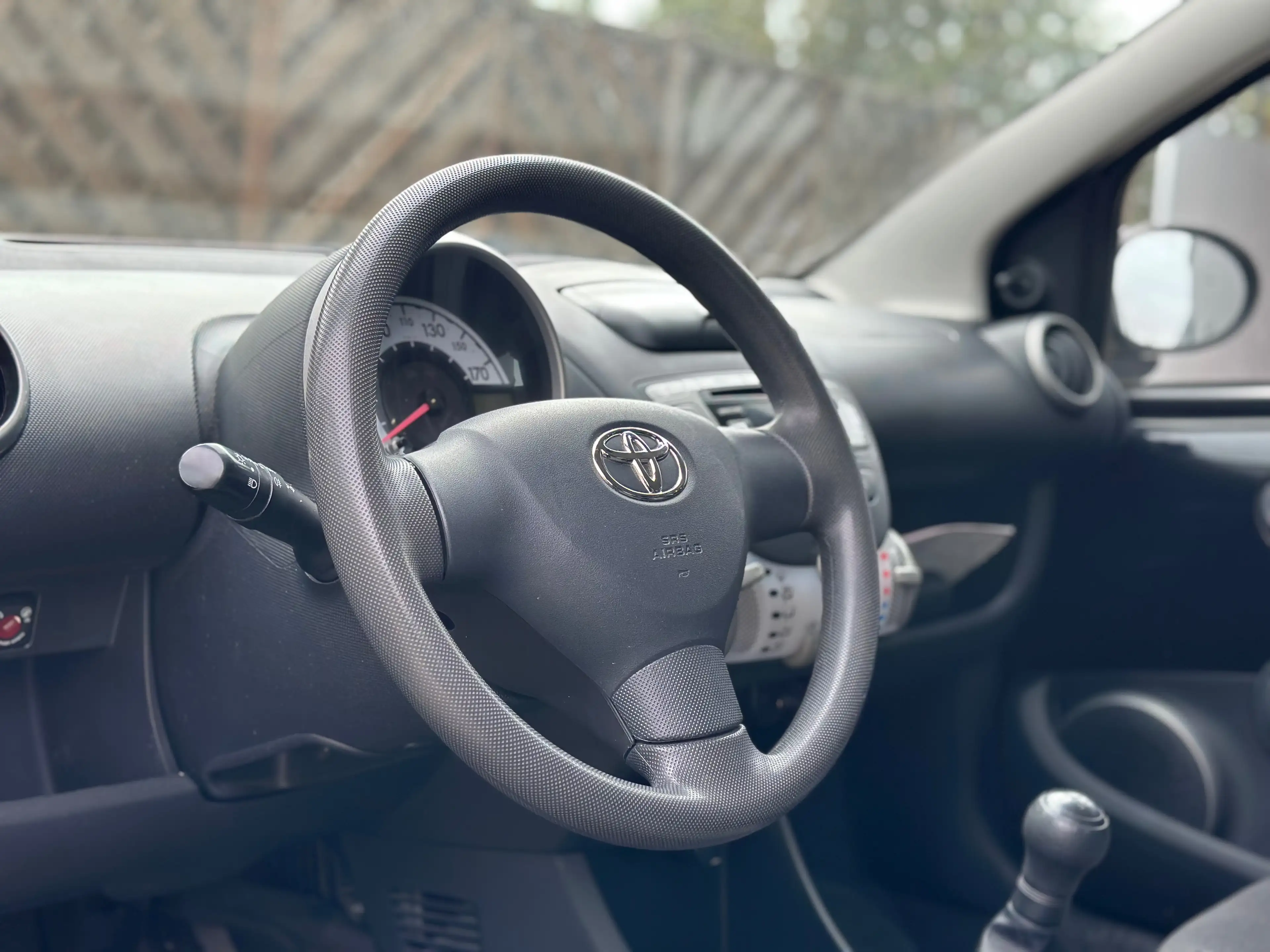 Toyota Aygo Aygo 1.0i * PRÊT À IMMATRICULER * CLIM * BLUETOOTH — photo 9