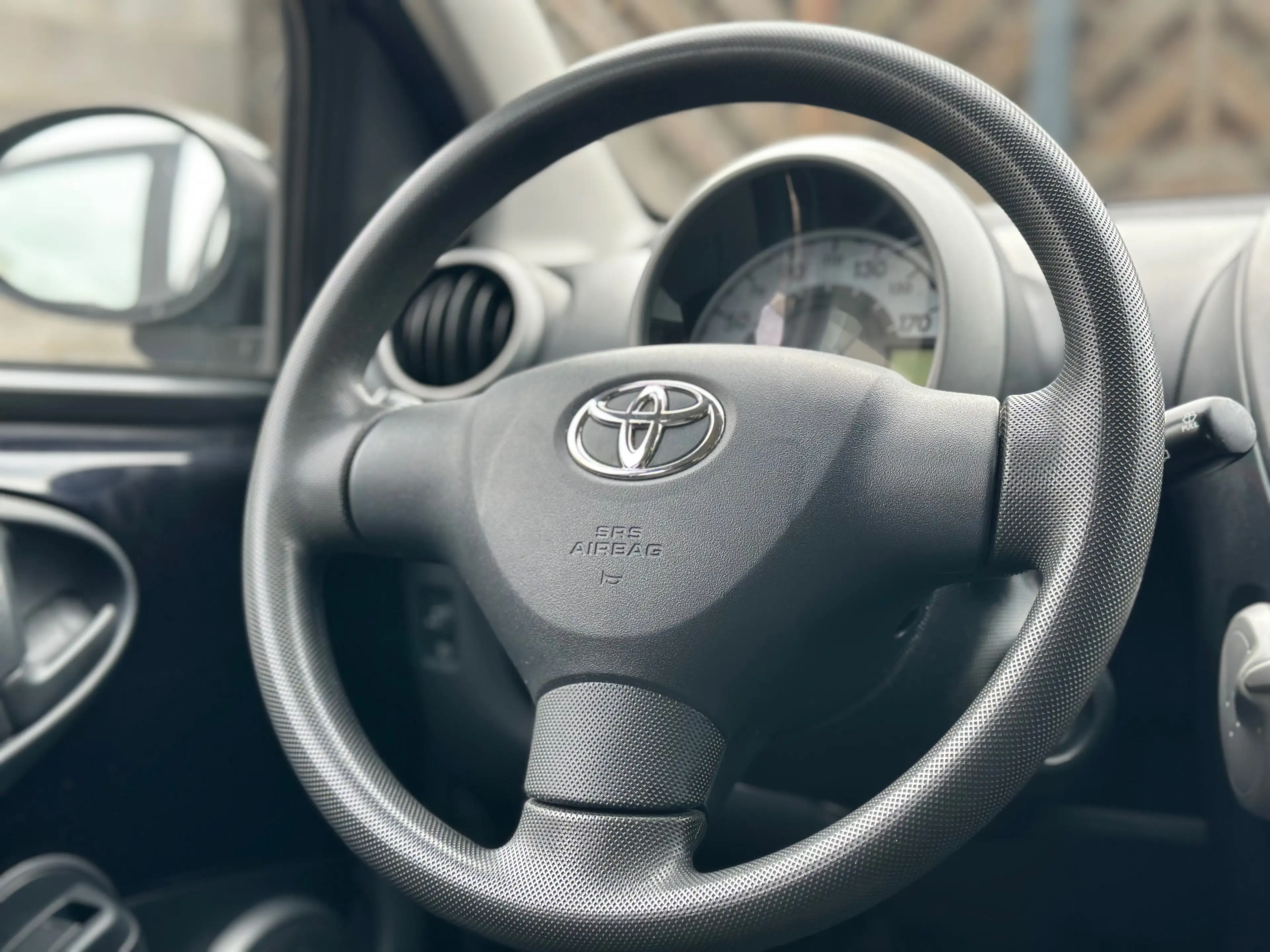 Toyota Aygo Aygo 1.0i * PRÊT À IMMATRICULER * CLIM * BLUETOOTH — photo 12