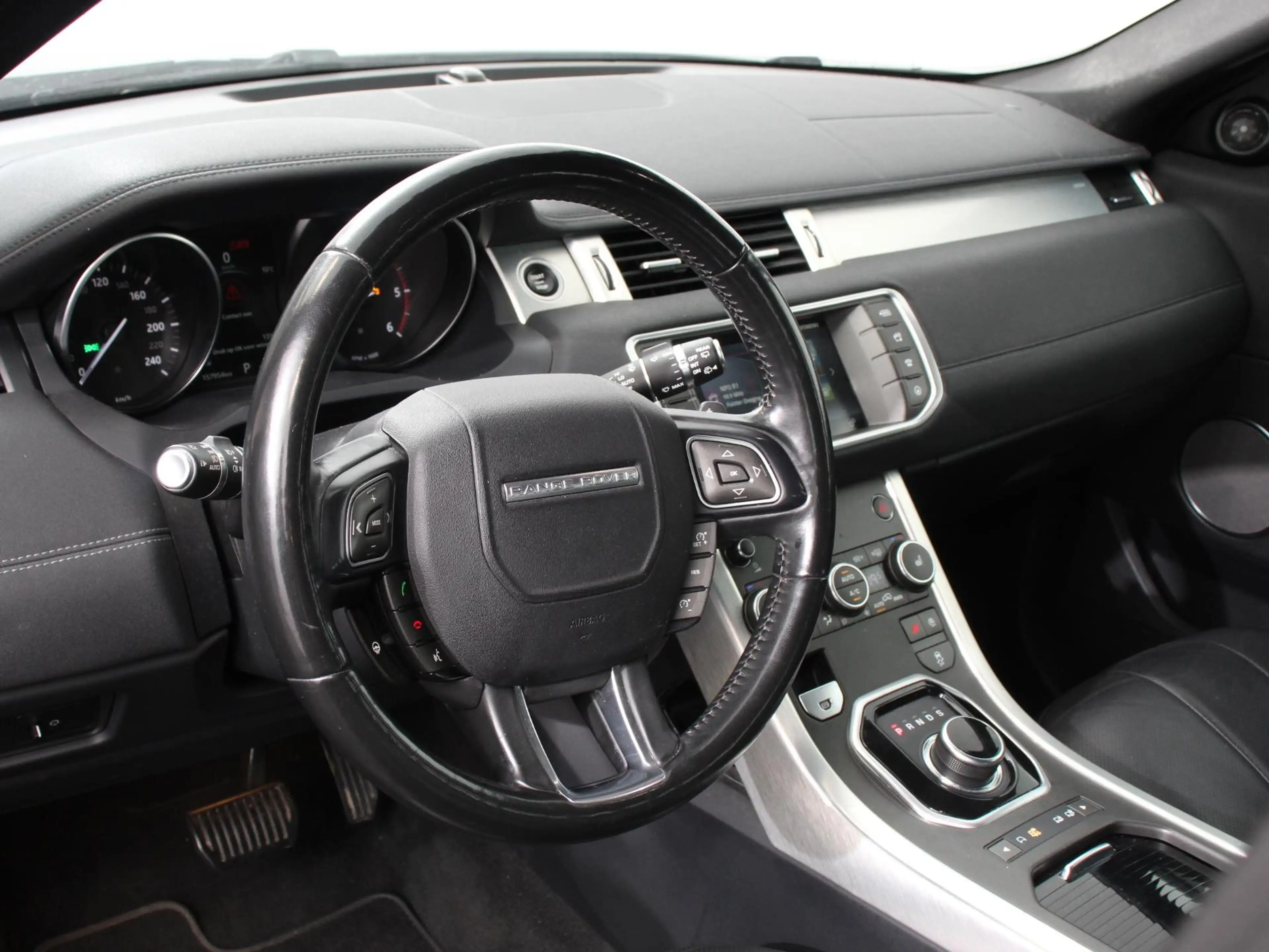 Land Rover Range Rover Evoque 2.0 TD4 HSE Lees opmerkingen! Handel/Export! Panor — photo 12