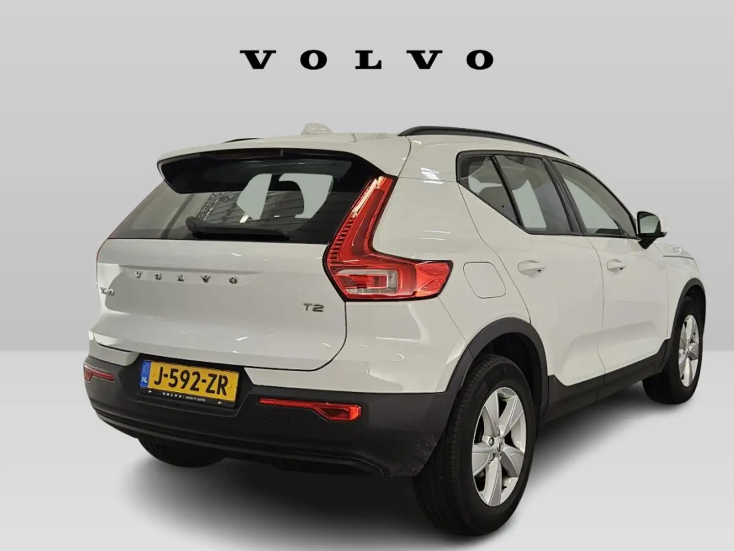 Volvo XC40 1.5 T2 Momentum Core | LageKM! | LED | Dealer Onde Blanc - 2