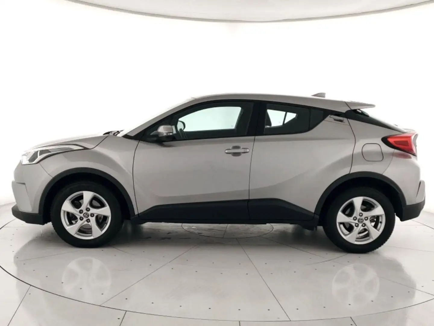 Toyota C-HR 1.2t Business 2wd Grau - 2