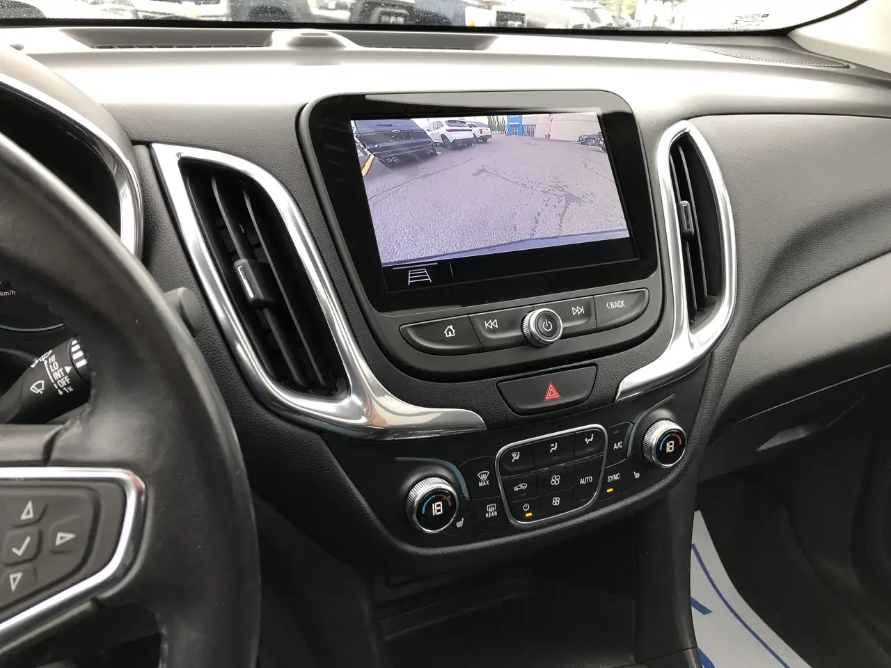 Chevrolet Equinox снимка Chevrolet Equinox