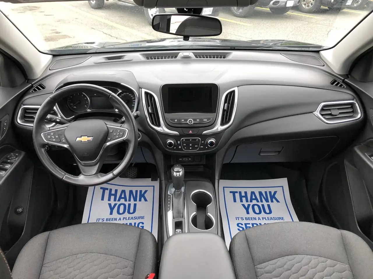 Chevrolet Equinox снимка Chevrolet Equinox