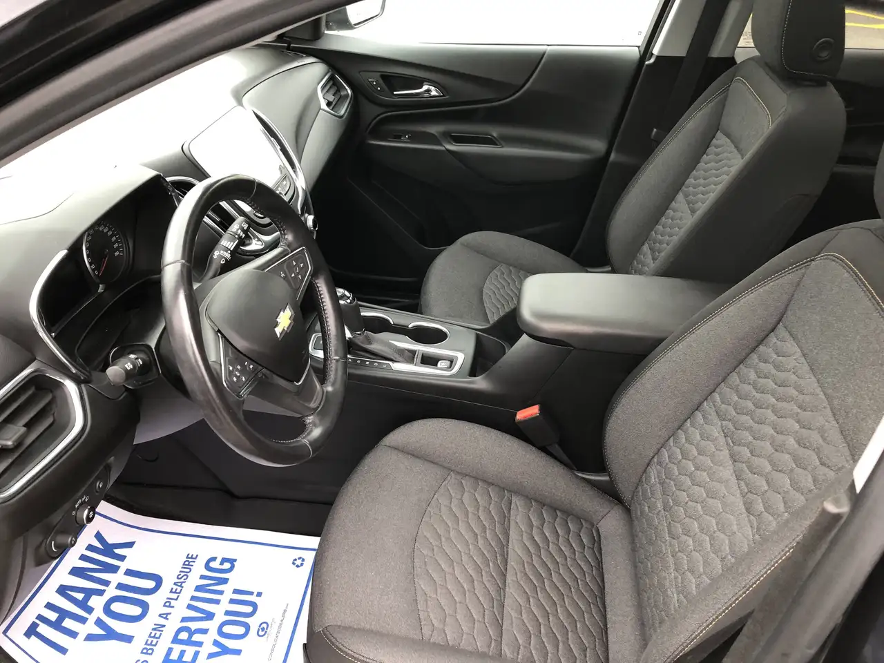 Chevrolet Equinox снимка Chevrolet Equinox