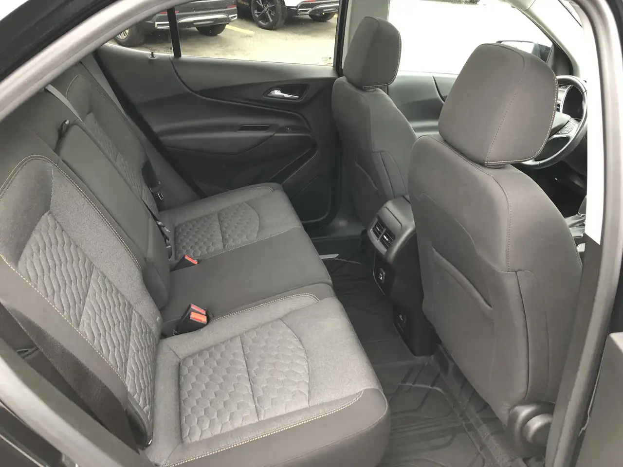 Chevrolet Equinox снимка Chevrolet Equinox