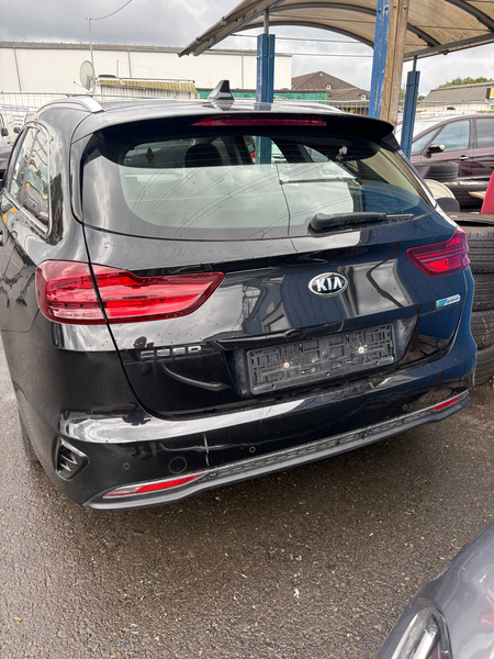 Kia Ceed / cee'd Ceed 1.6 CRD — photo 4