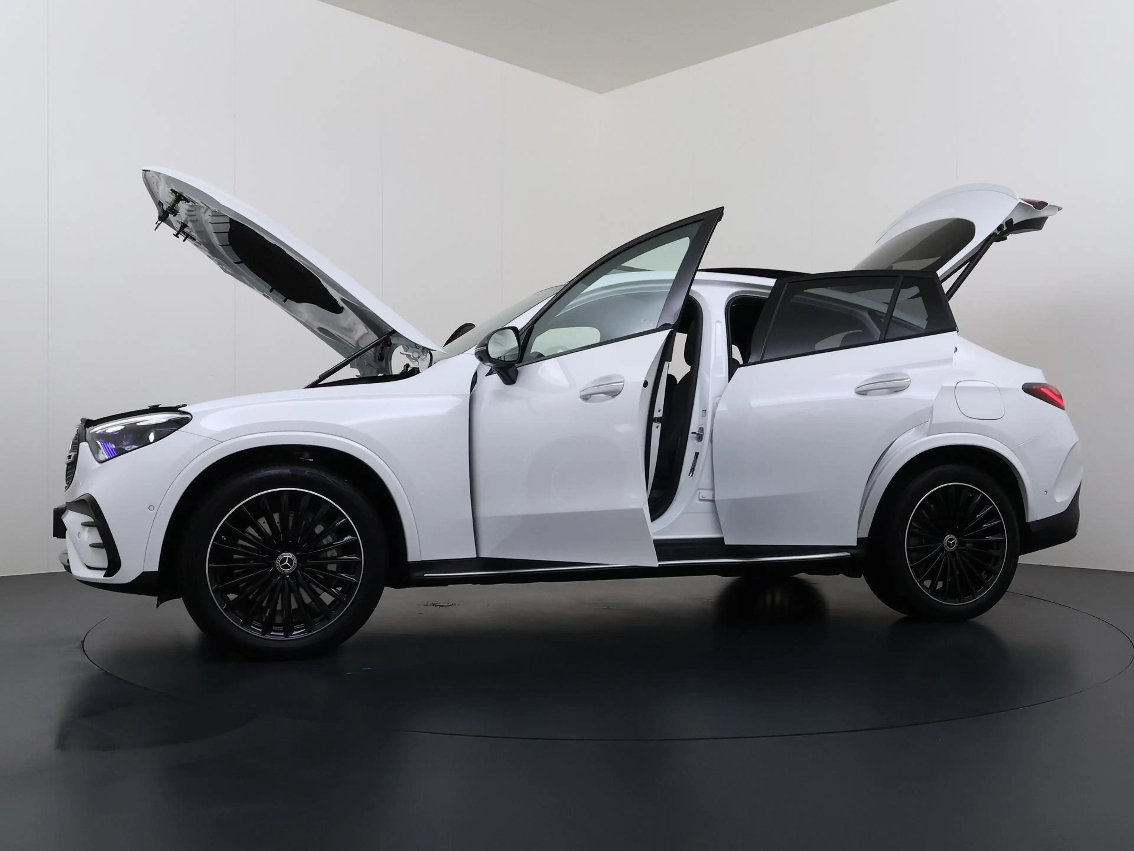 Mercedes-Benz GLC 300 Coupé 300e 4MATIC Sport Edition | PremiumPlus | Te — photo 11