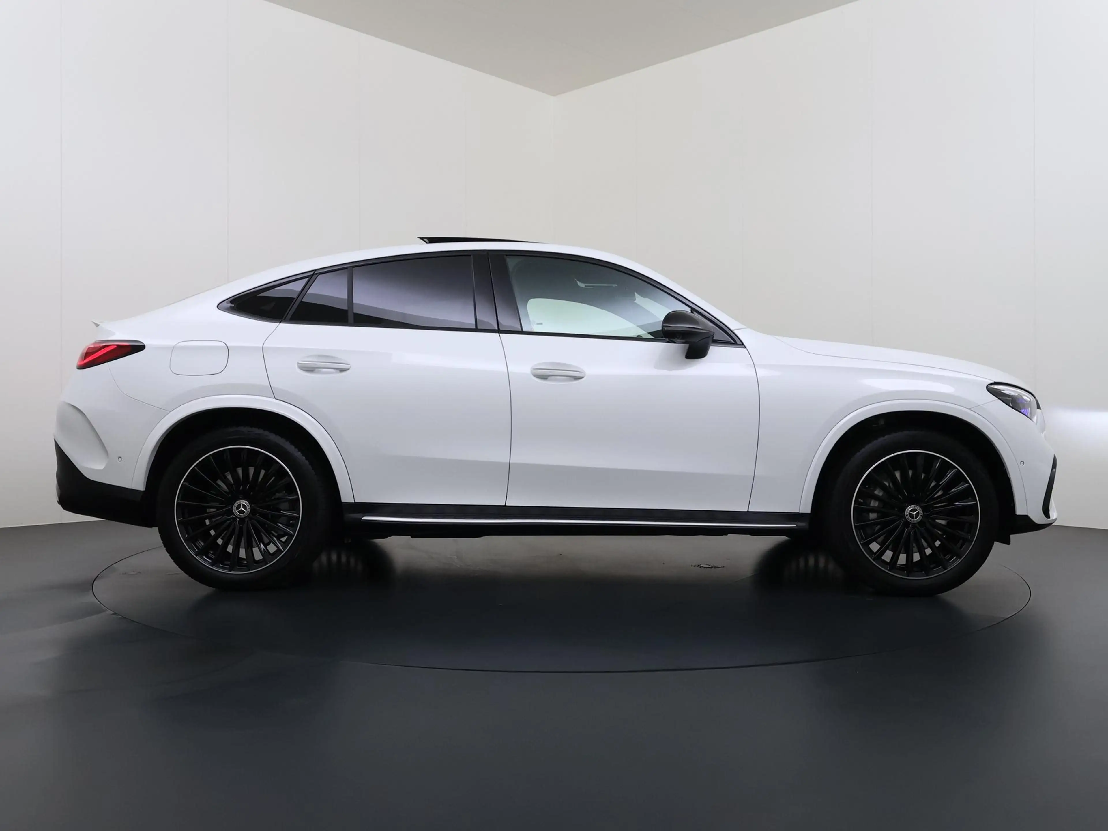 Mercedes-Benz GLC 300 Coupé 300e 4MATIC Sport Edition | PremiumPlus | Te — photo 6