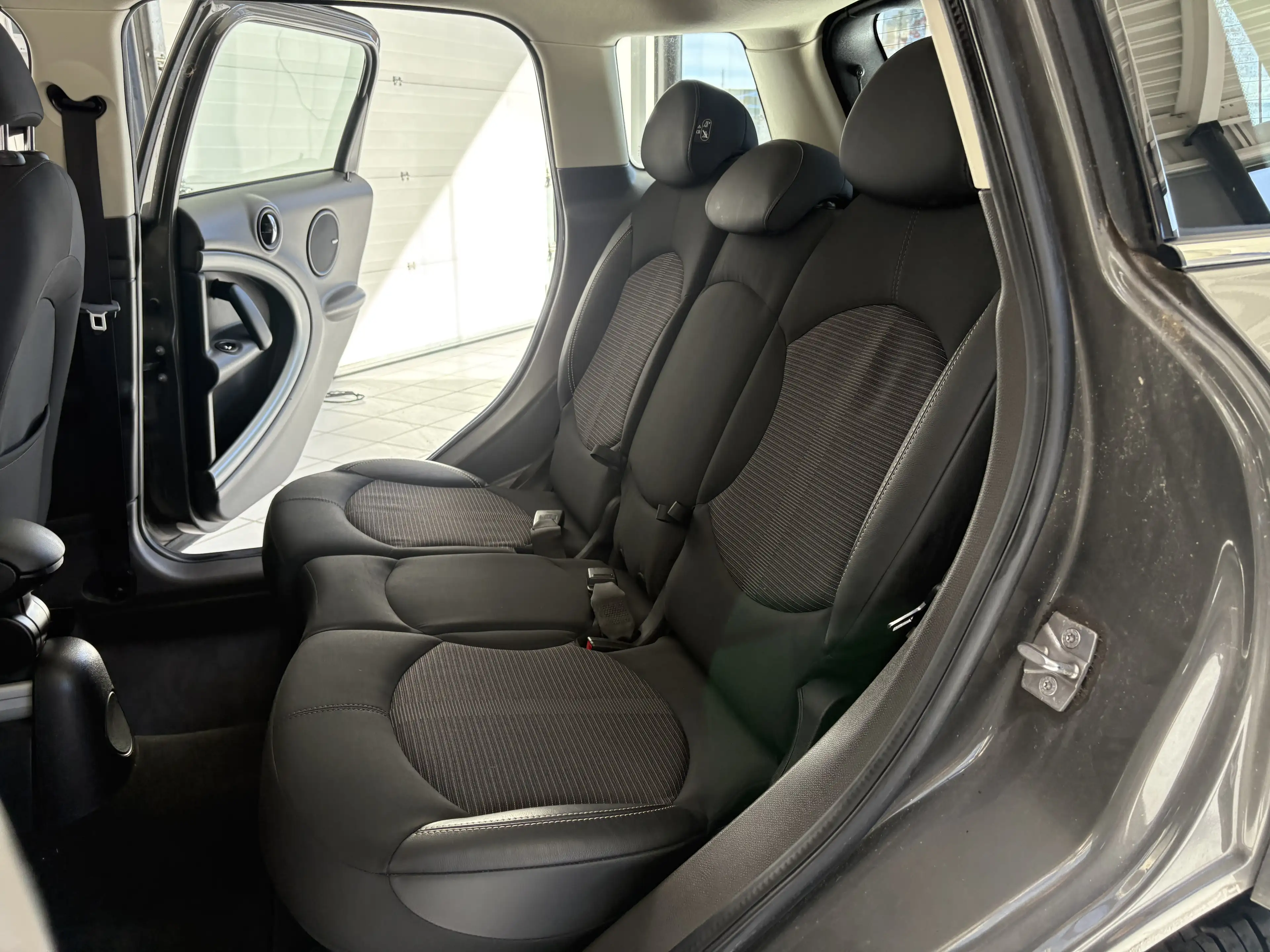 MINI Cooper SD Countryman 2.0 D Cooper S *XENON * CUIR * H&K * PDC * JANTES* — photo 10