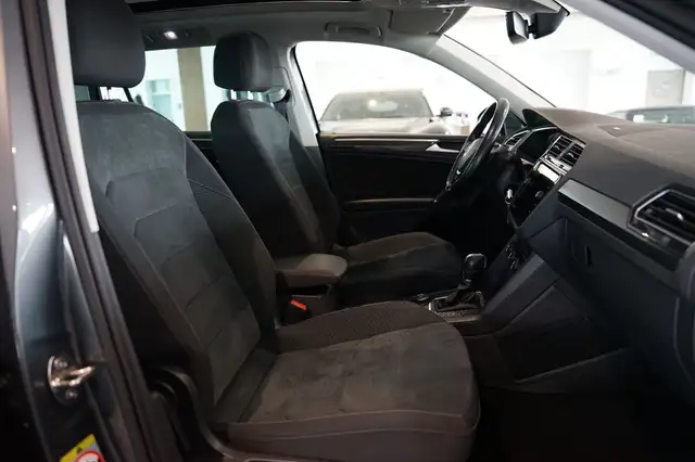 Volkswagen Tiguan view 10