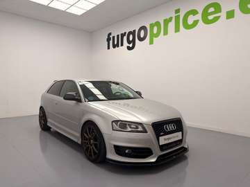 2.0 TFSI S tronic quattro