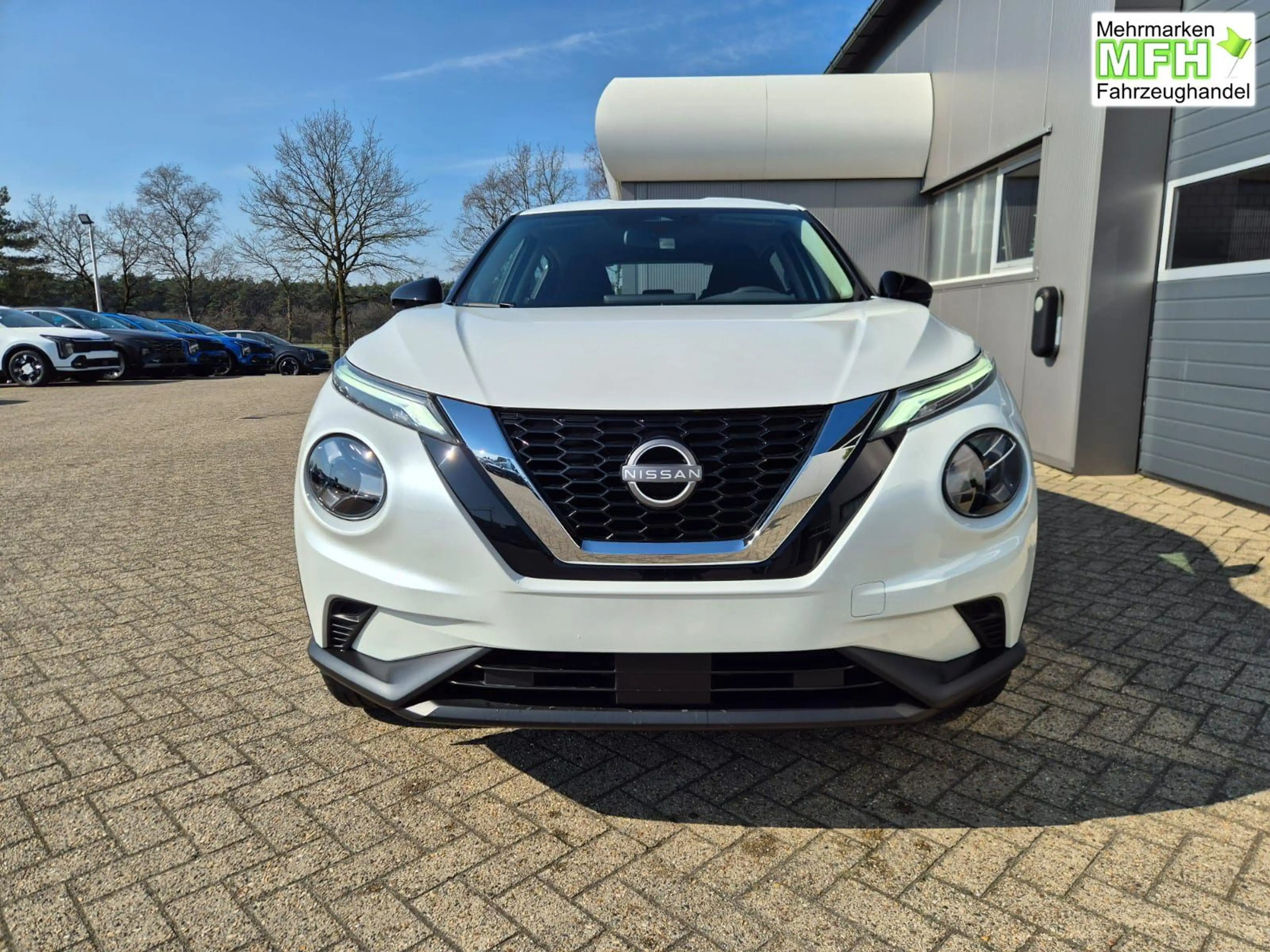 Nissan Juke 1.0 DIG-T 114PS Acenta Klimaautomatik Sitzheizu... — photo 8