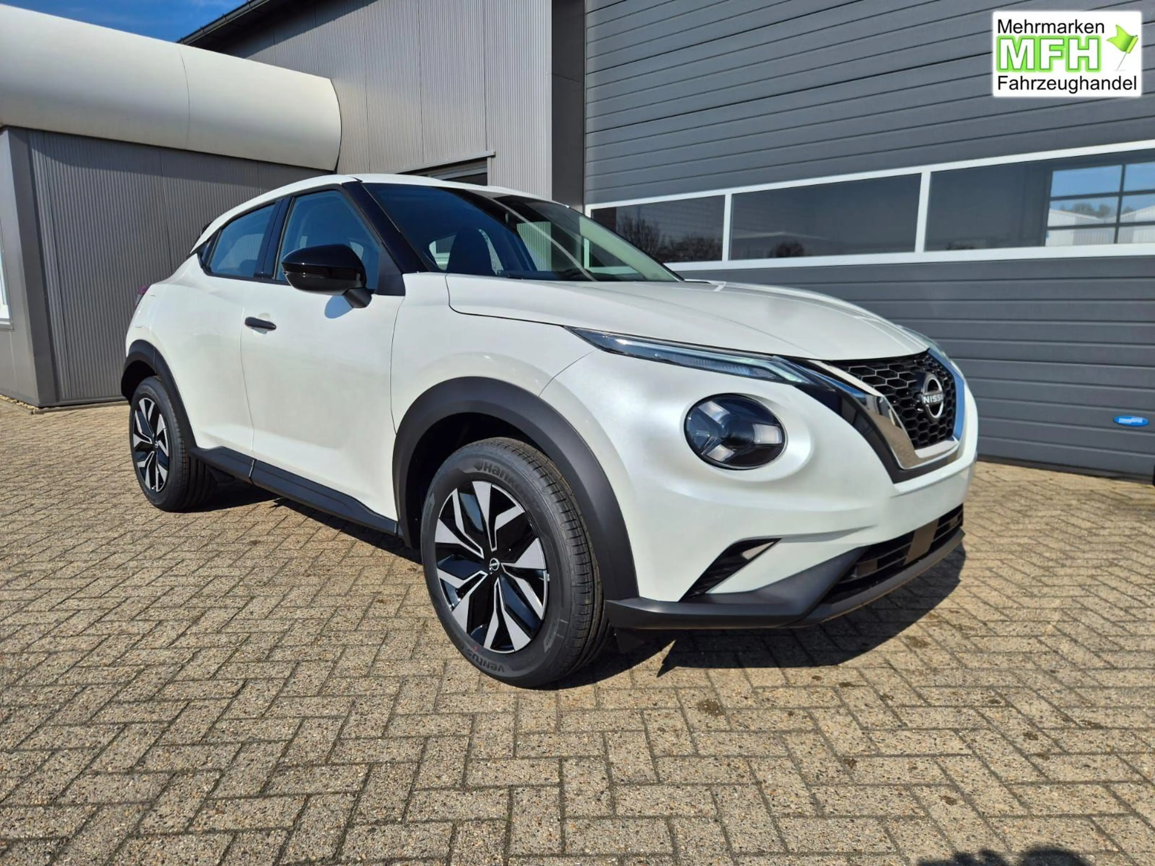 Nissan Juke 1.0 DIG-T 114PS Acenta Klimaautomatik Sitzheizu... — photo 7
