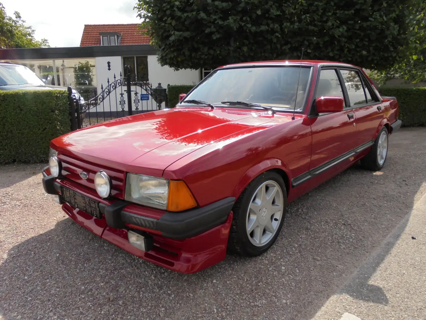 Ford Granada 2800 Injection **86.000 org.km.**UNIEKE AUTO**HOGE Rojo - 1