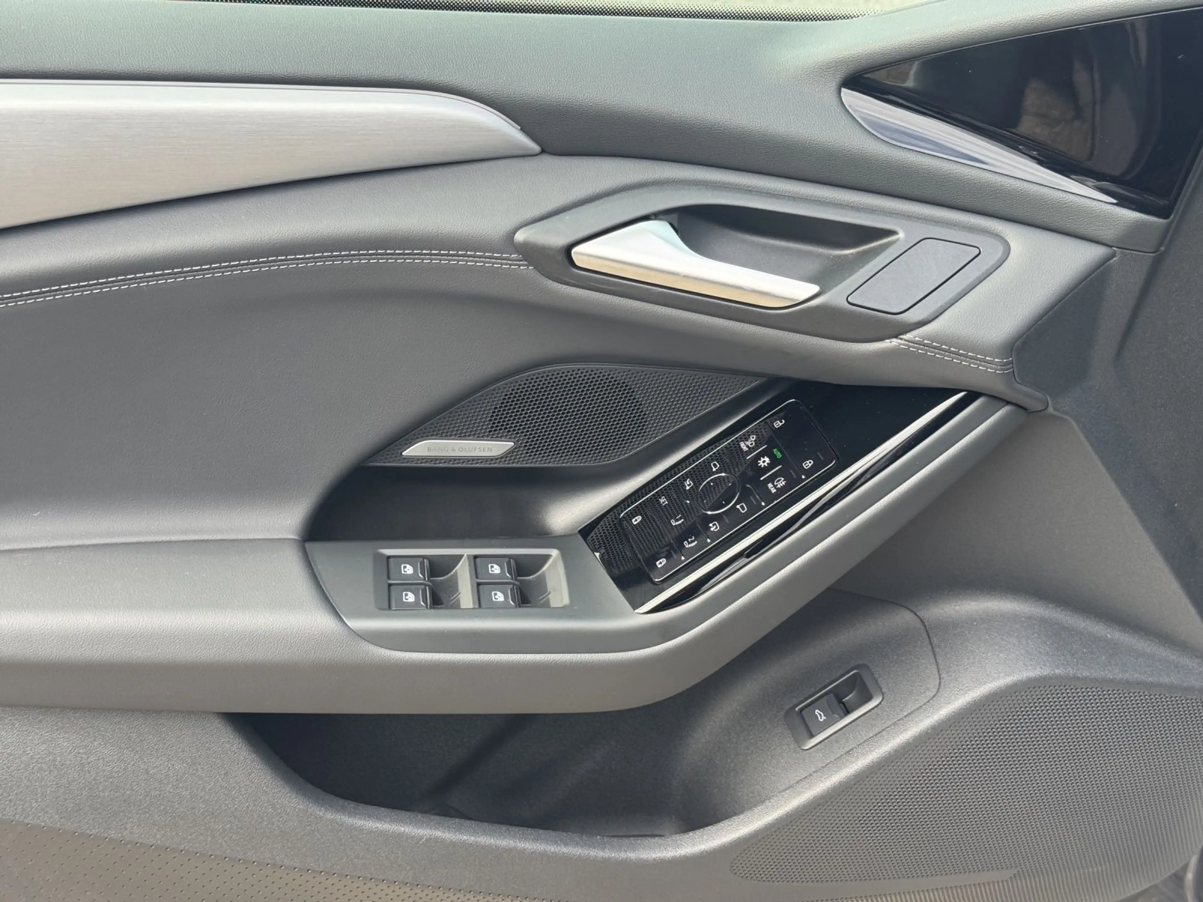 Audi A6 e-tron PERFORMANCE LM20 LEDER HuD MATRI — photo 8