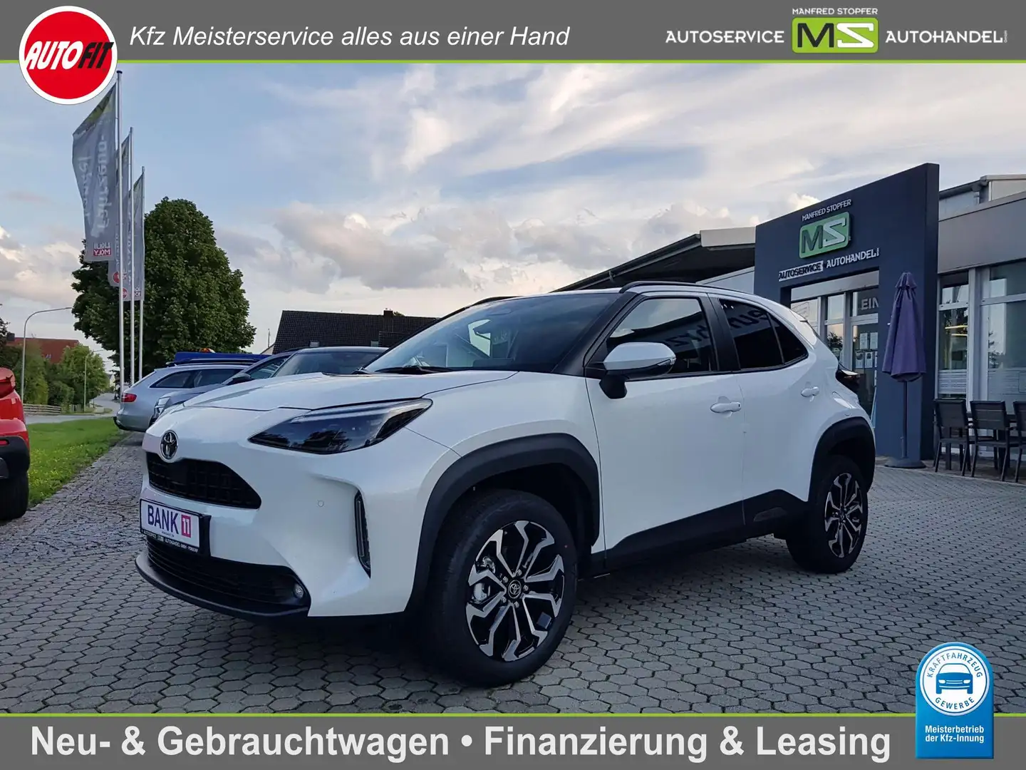 Toyota Yaris Cross 1.5 VVT-iE Hybrid Team Deutschland AWD ALLRAD+AHK! Argent - 1
