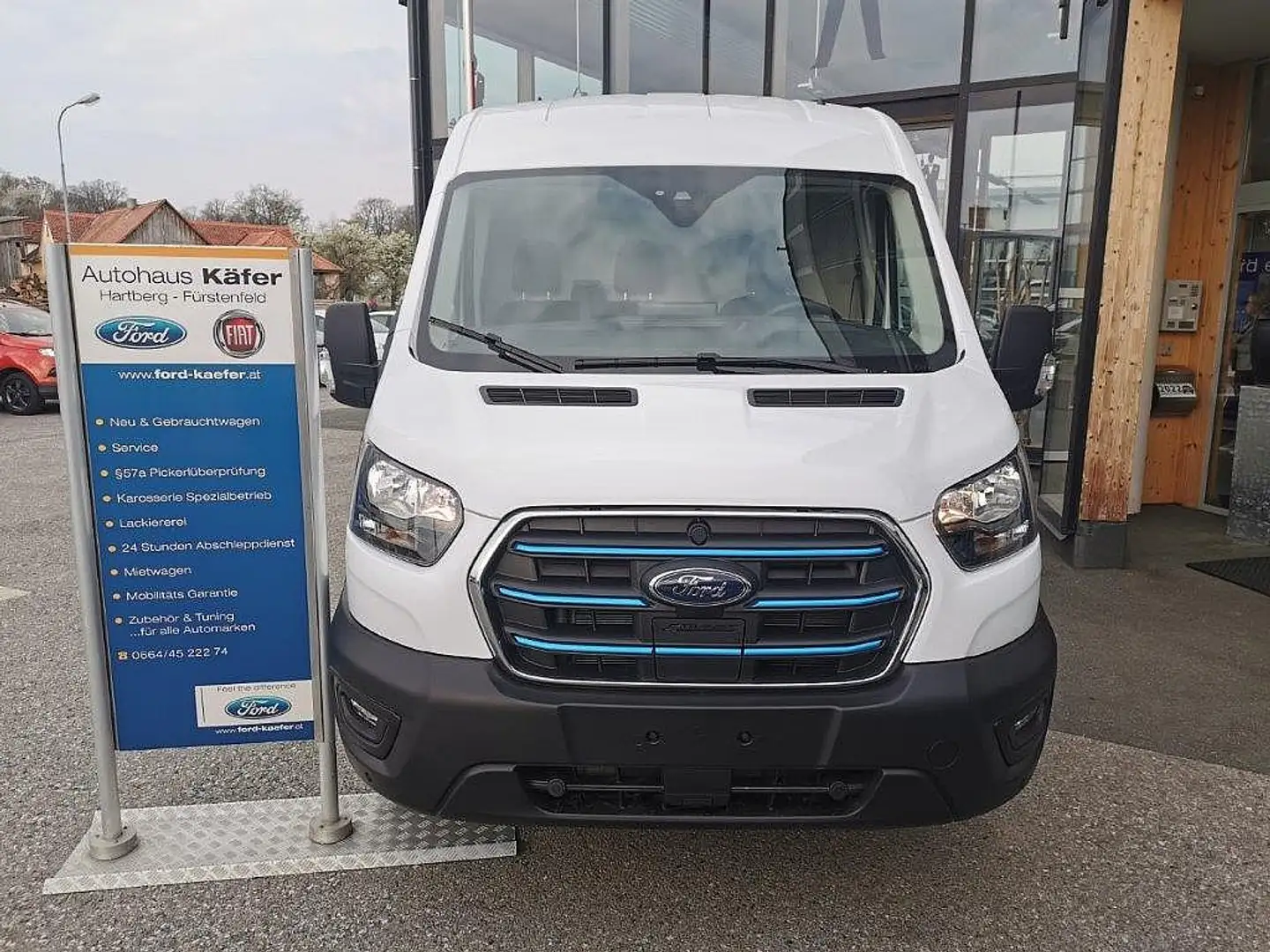Ford Transit TRANSIT ELEKTRO-KASTENWAGEN 184Ps 67kWh TREND L... Blanc - 2