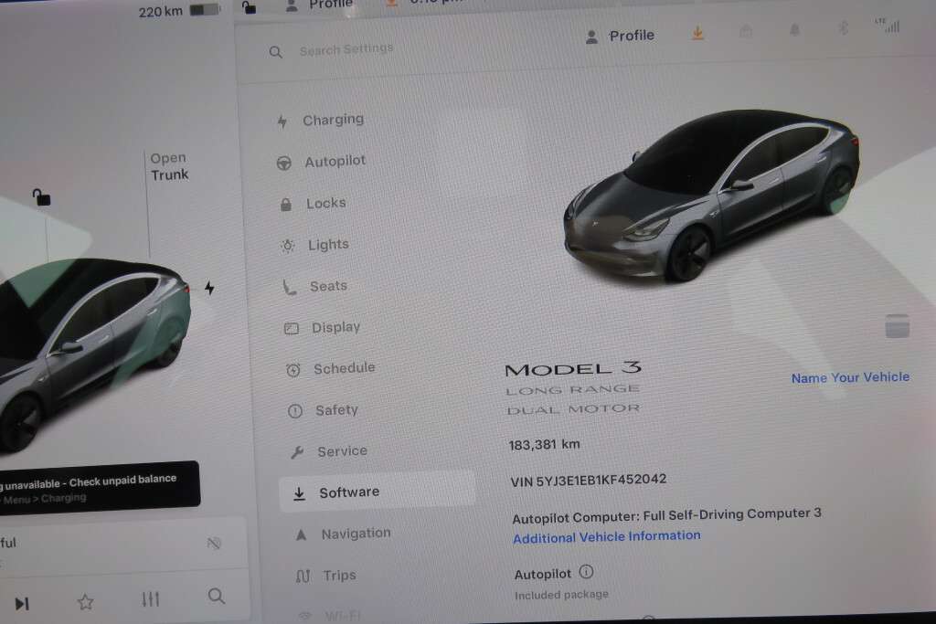 2019 Tesla Model 3 Long Range 4dr All-Wheel Drive thumb 19