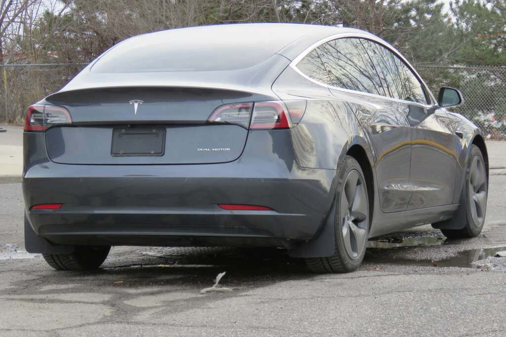2019 Tesla Model 3 Long Range 4dr All-Wheel Drive thumb 7