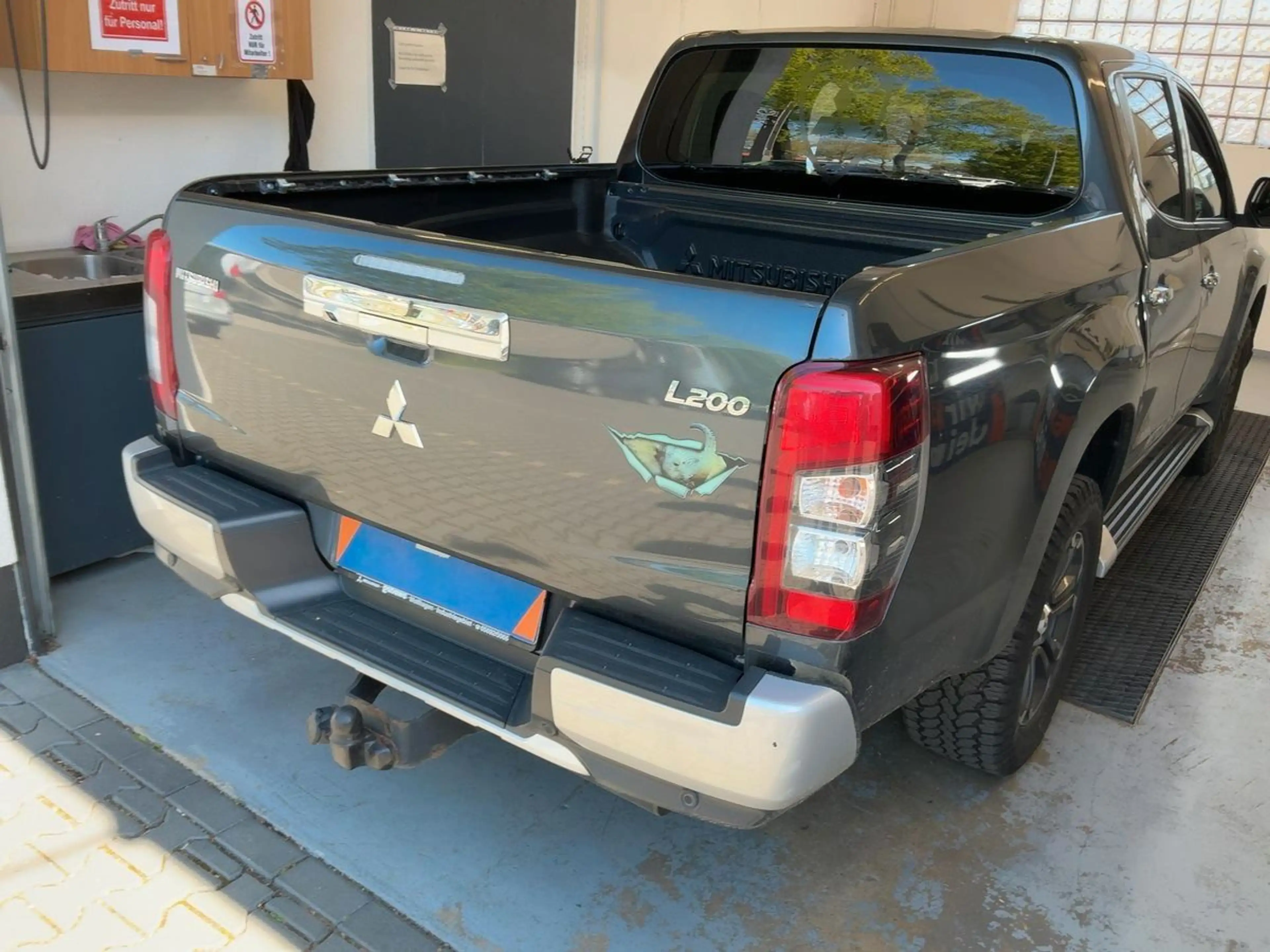 Mitsubishi L200 Spirit Doppelkabine 4WD Kamera AHK LED — photo 7